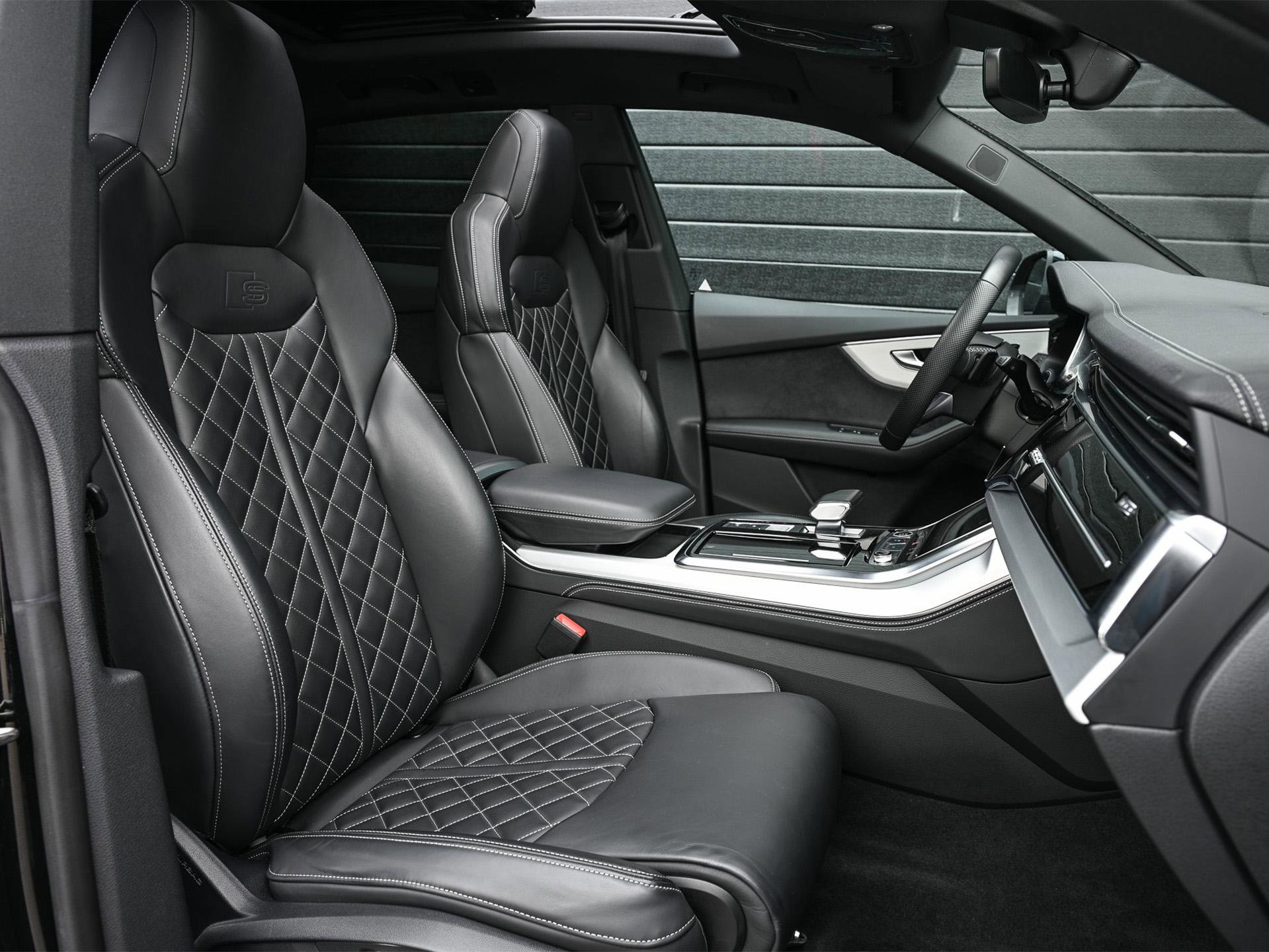 Audi Q8 - 8
