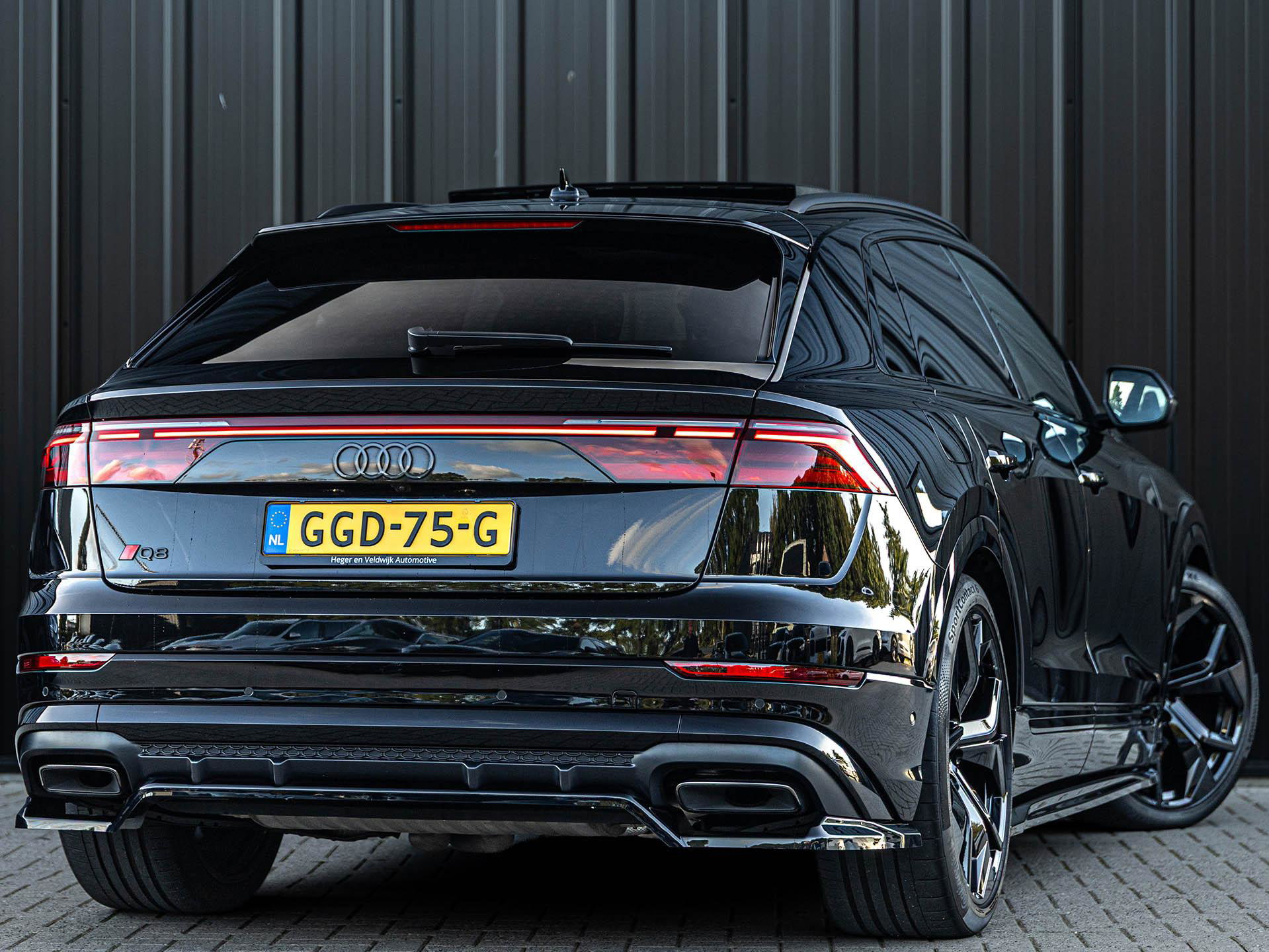 Audi Q8 - 9