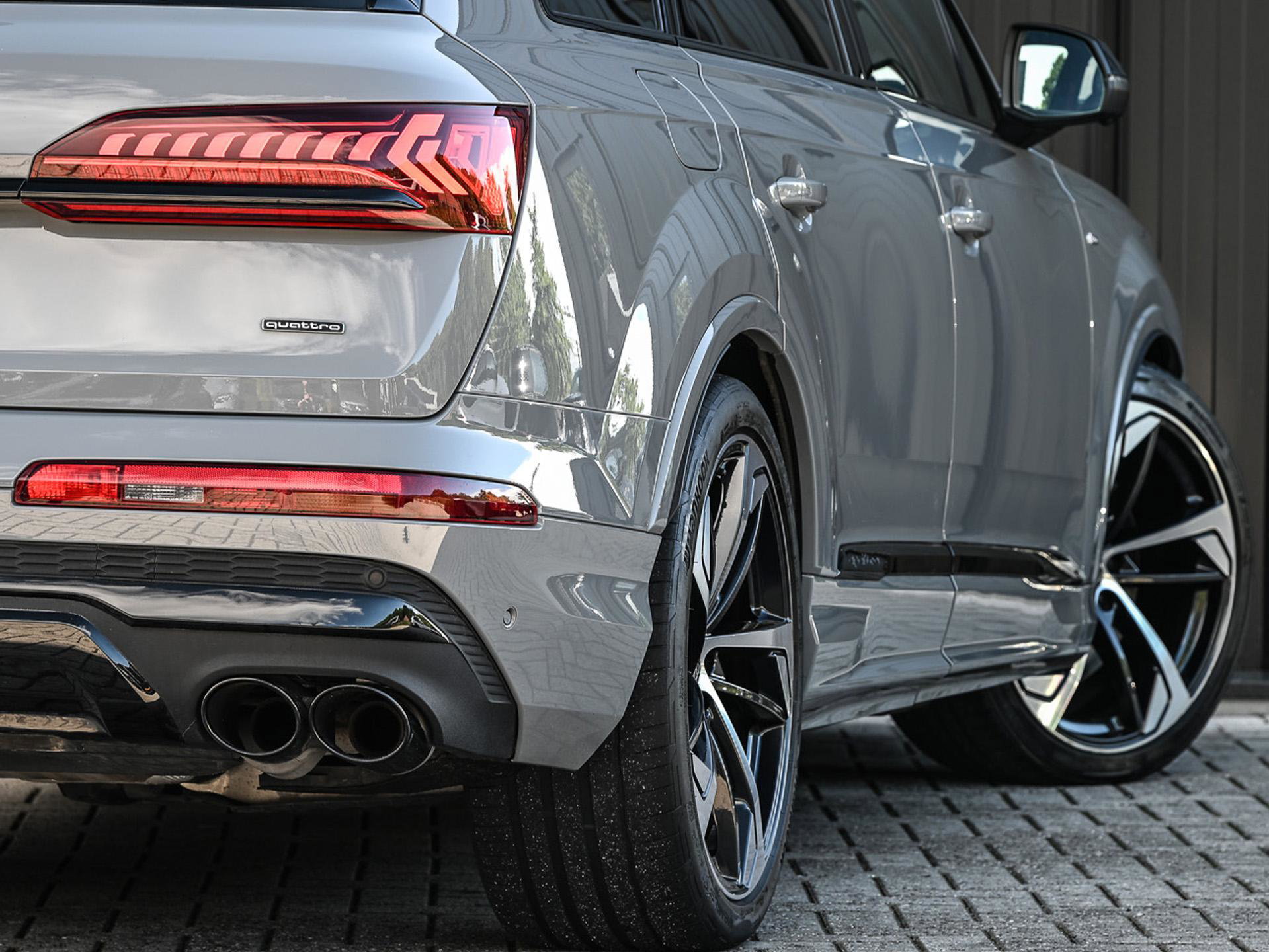 Audi Q7 - 40