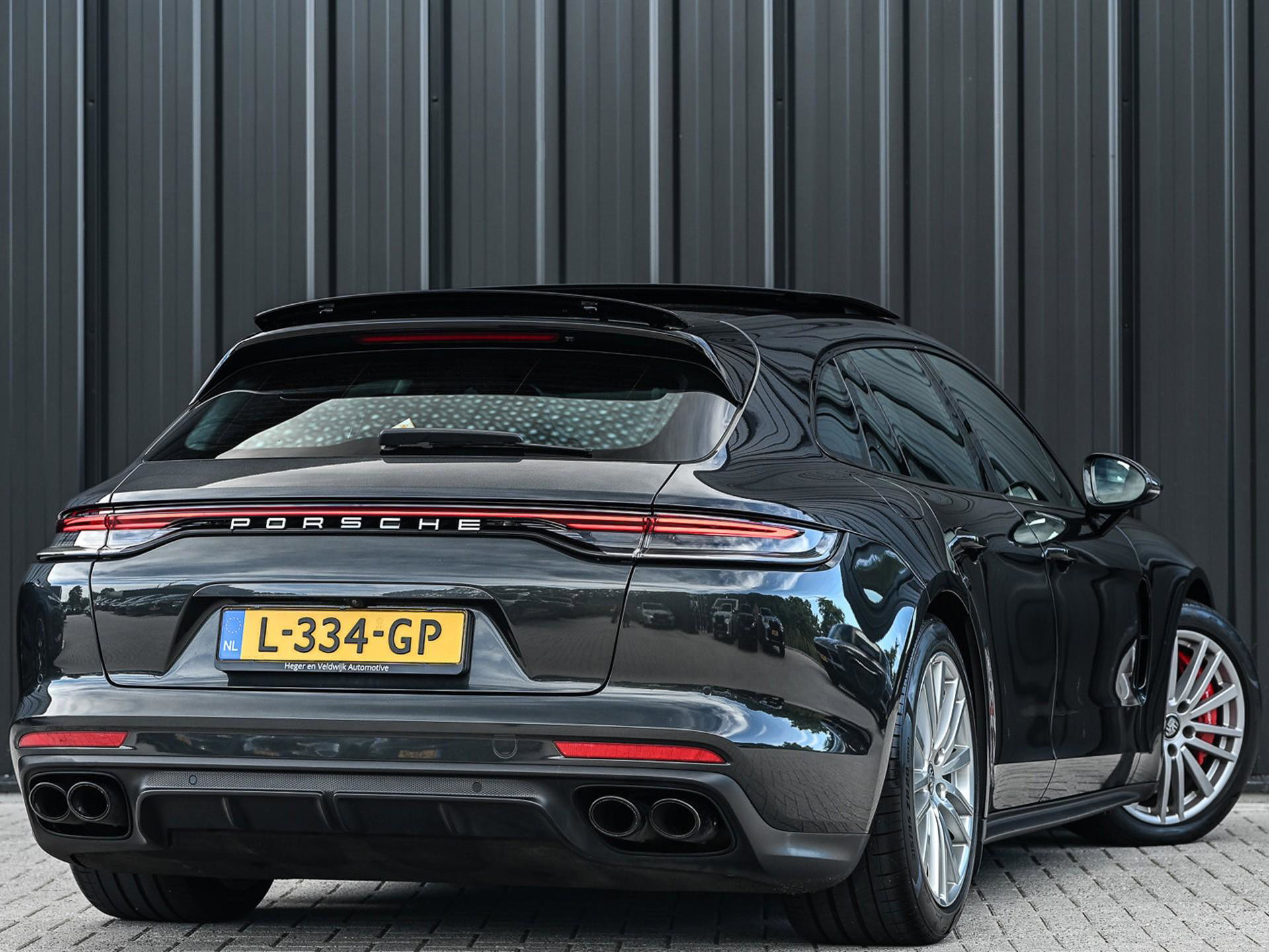 Porsche Panamera - 6