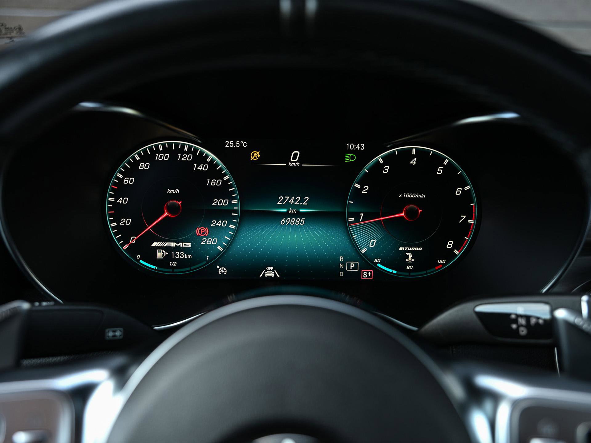 Mercedes-Benz GLC - 30