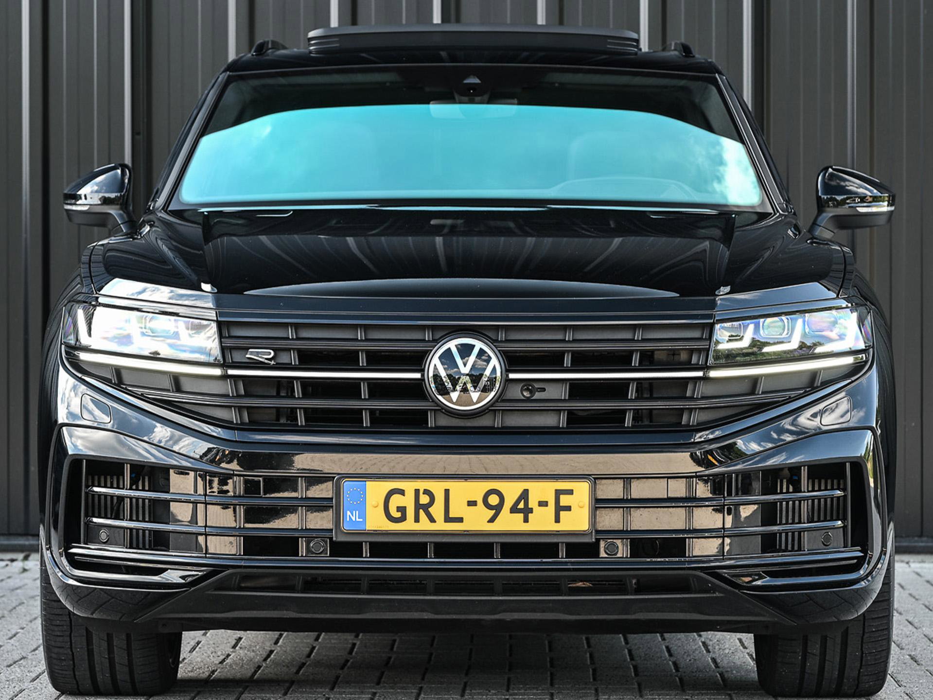 Volkswagen Touareg - 19