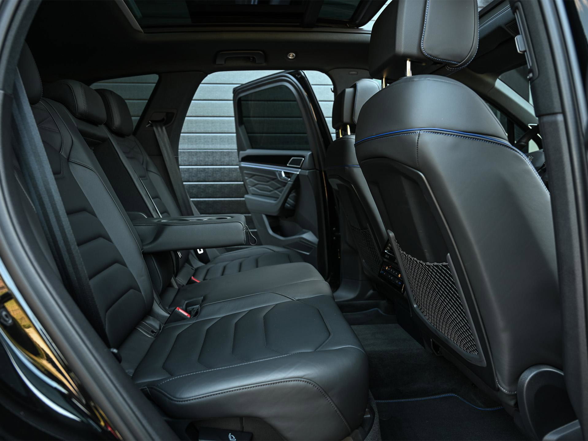 Volkswagen Touareg - 39