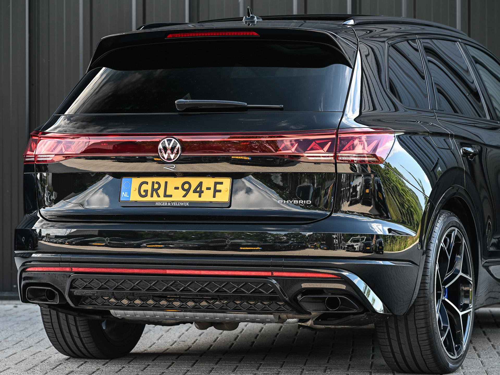 Volkswagen Touareg - 41