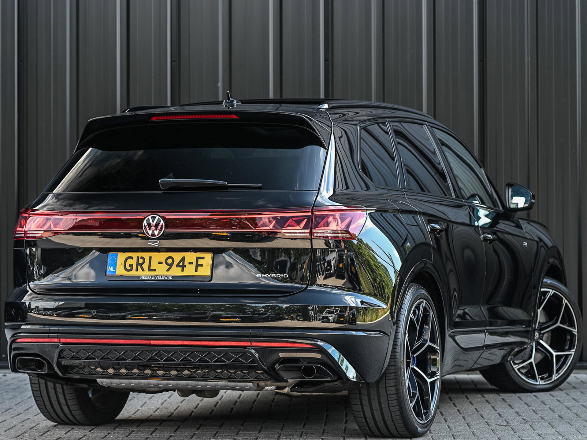 Volkswagen Touareg - 8