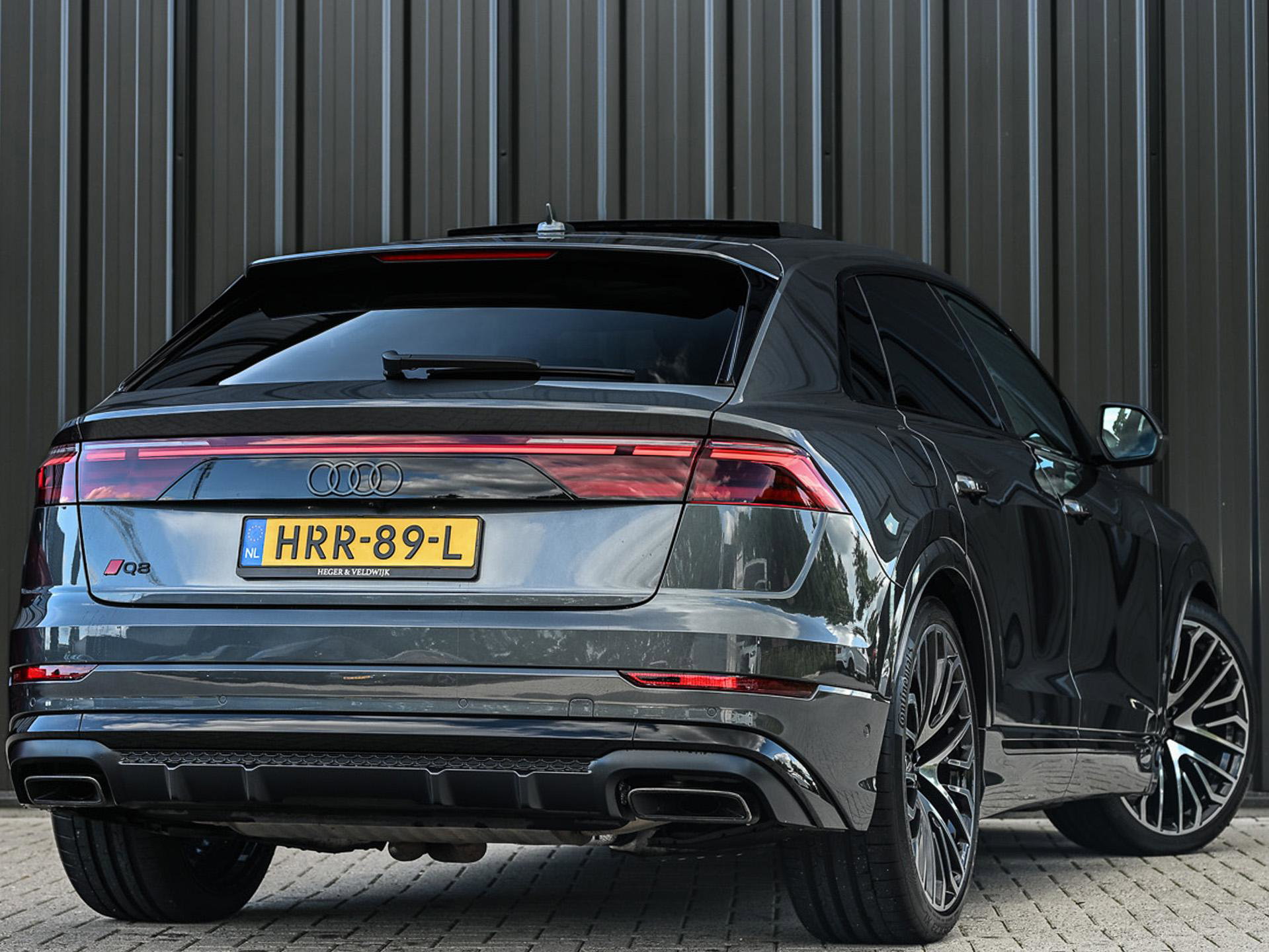 Audi Q8 - 10