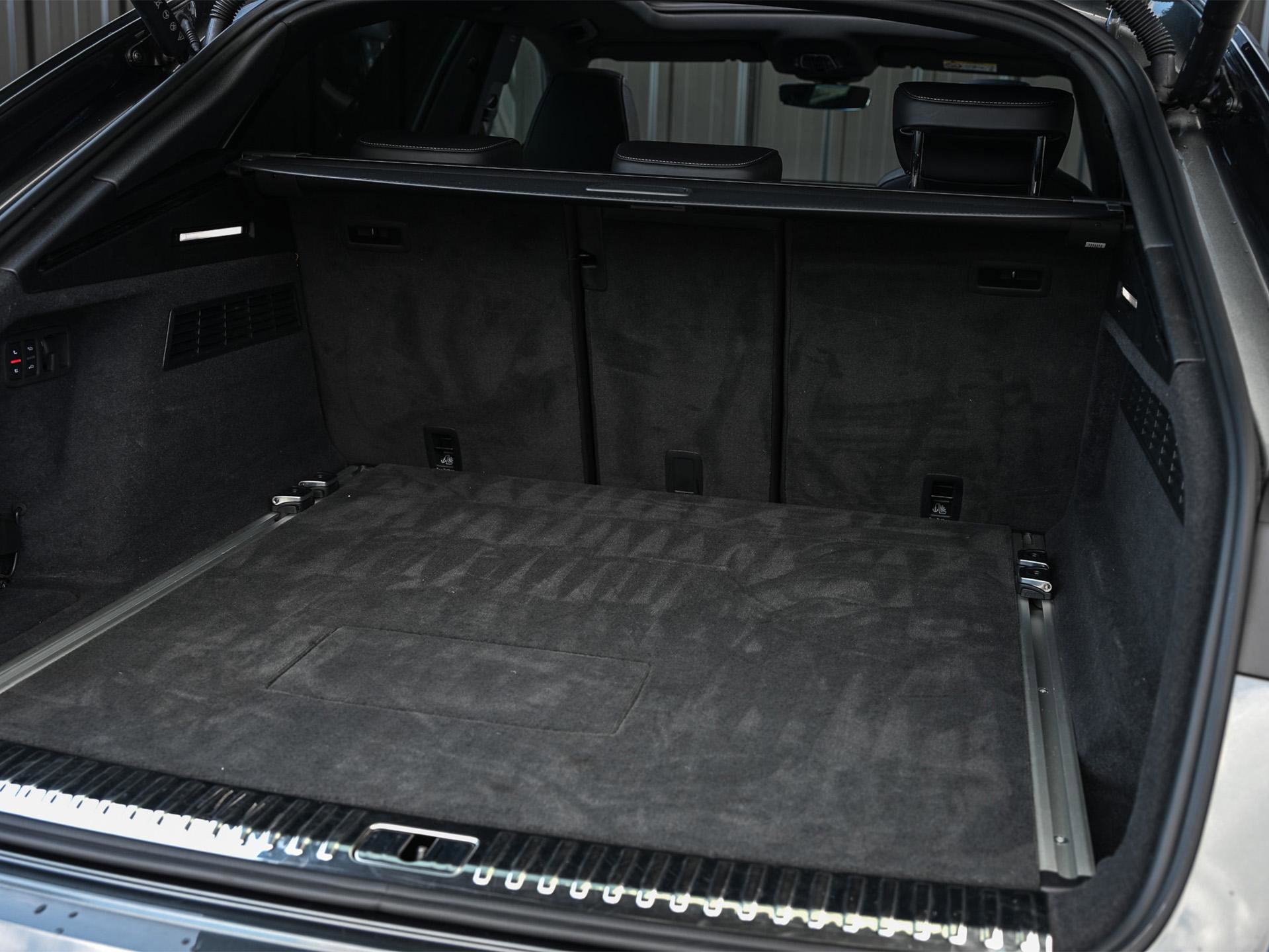 Audi Q8 - 40
