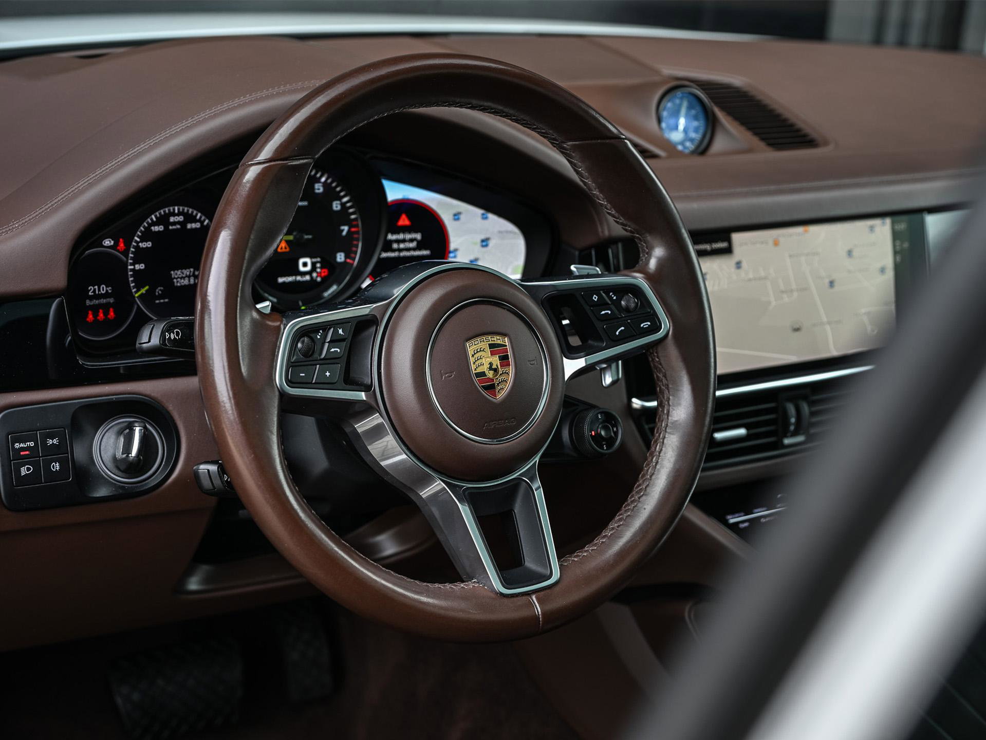 Porsche Cayenne Coupé - 26