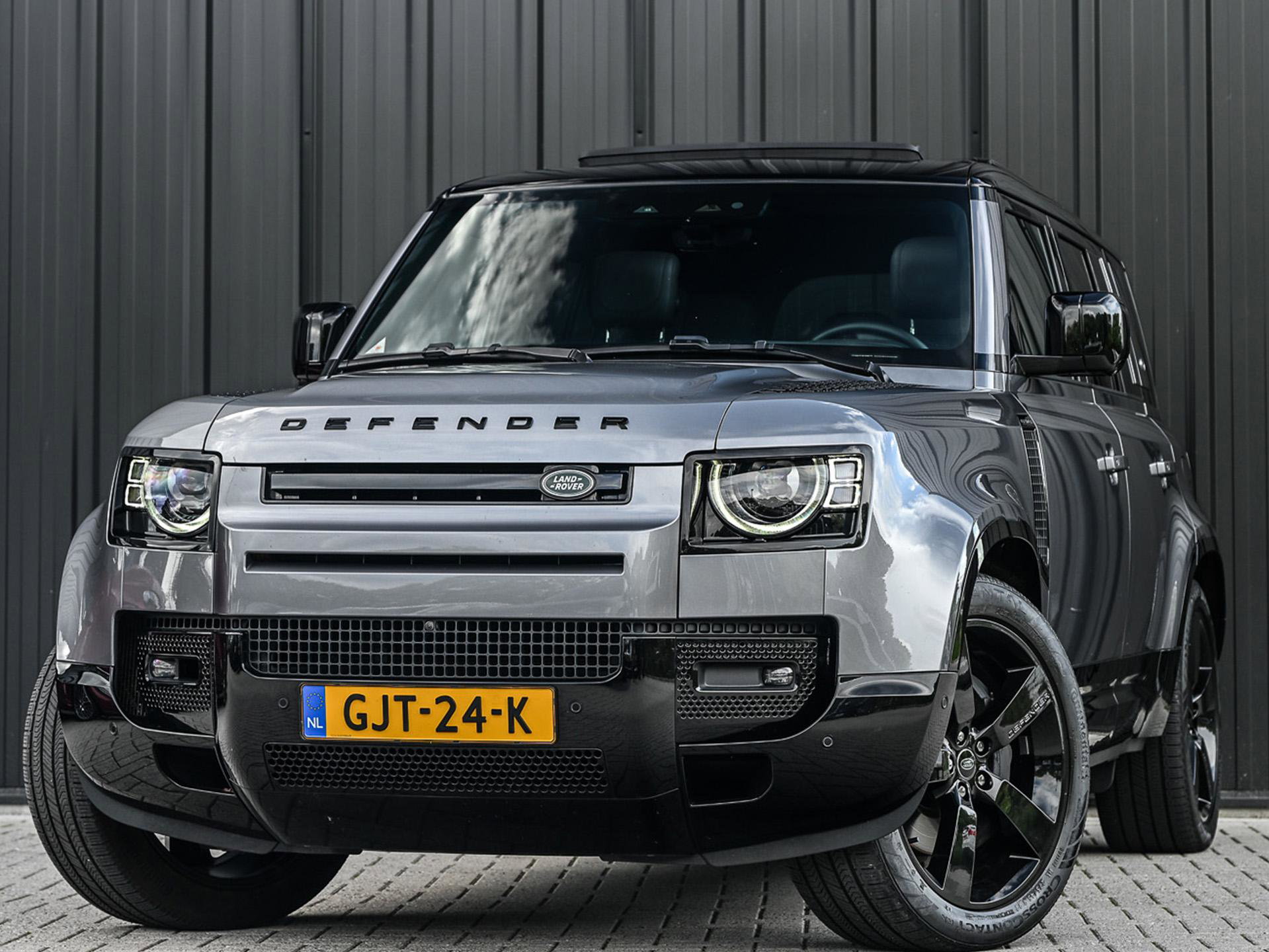 Land Rover Defender - 0