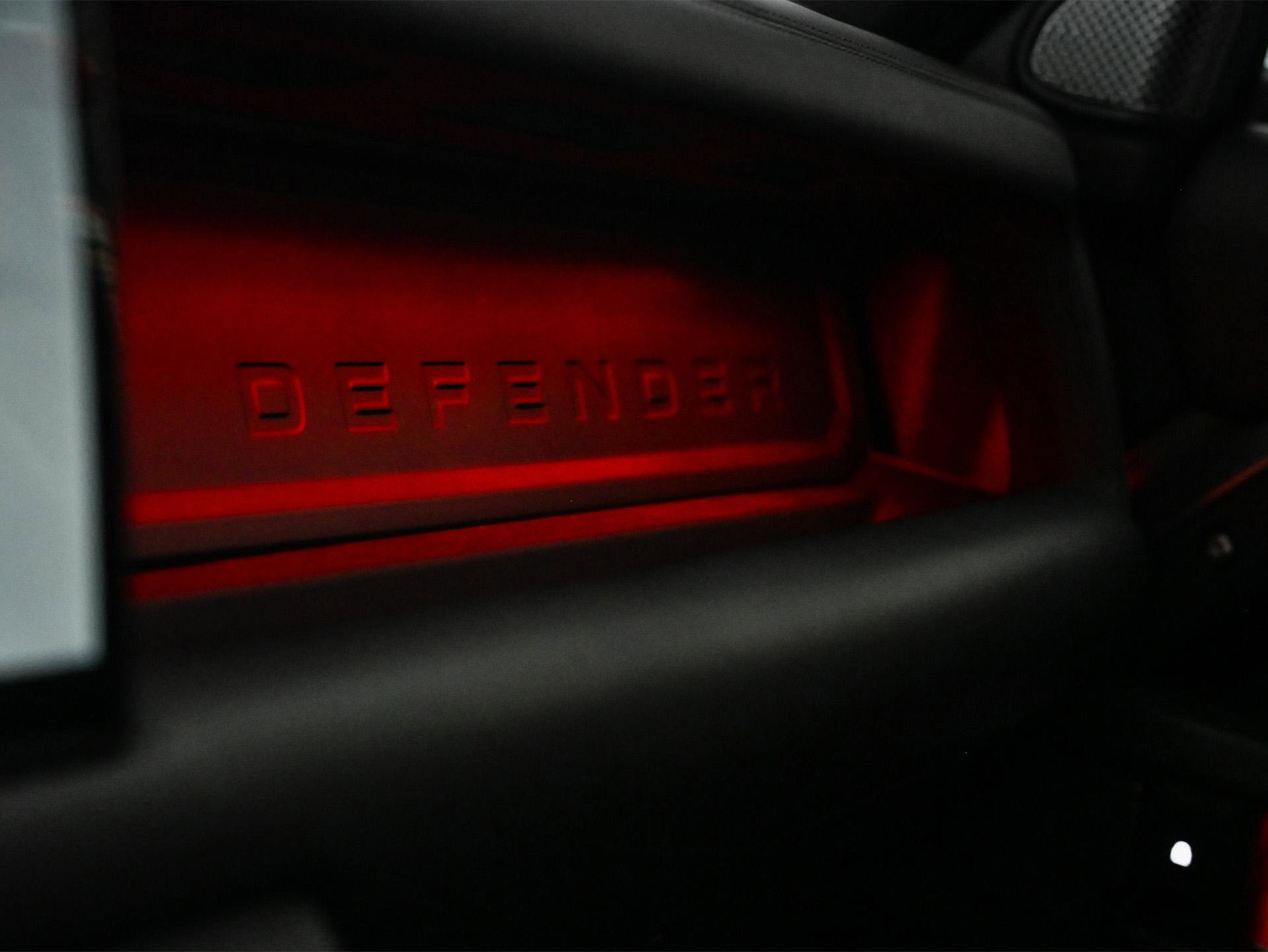 Land Rover Defender - 9