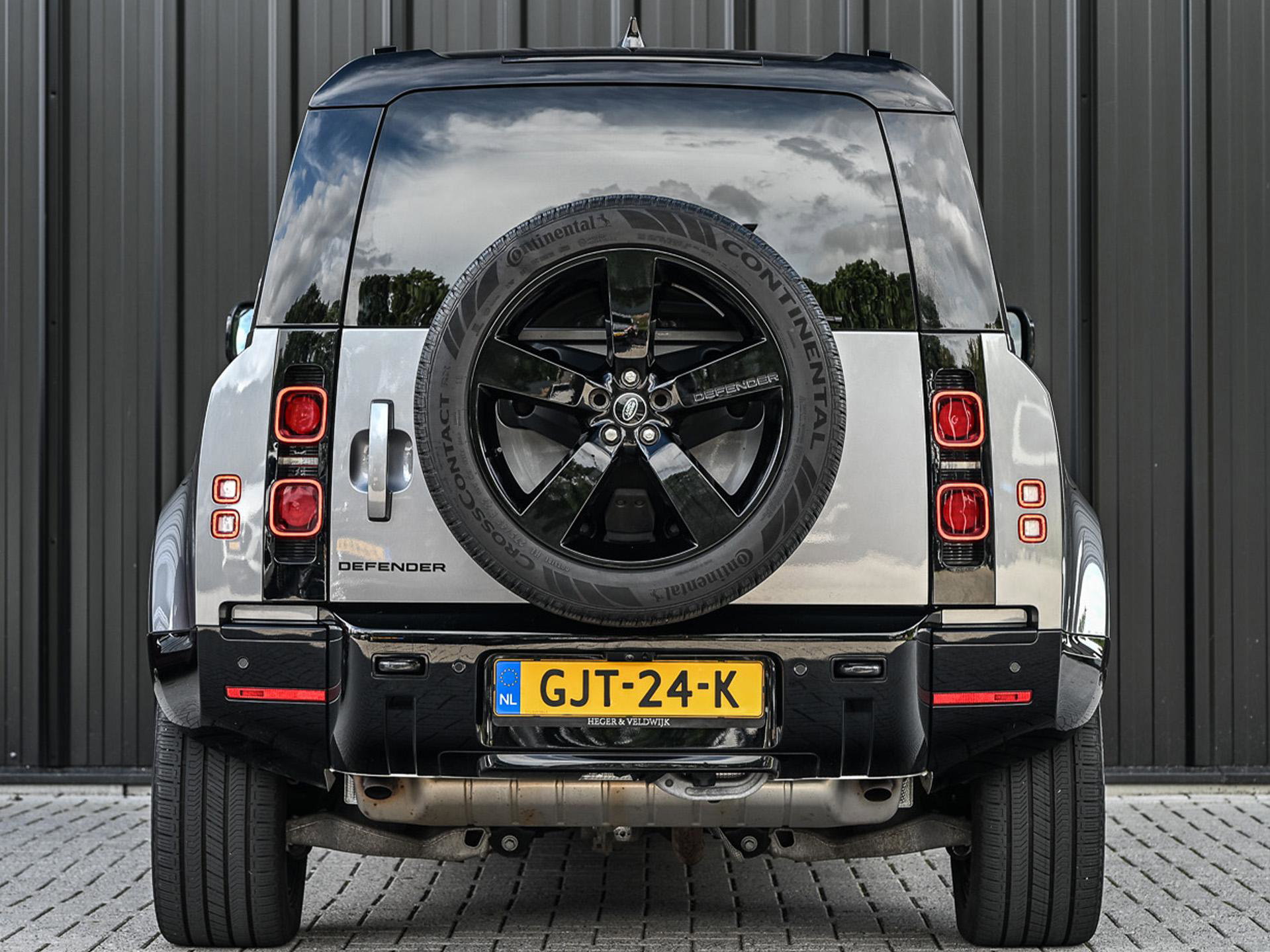 Land Rover Defender - 19