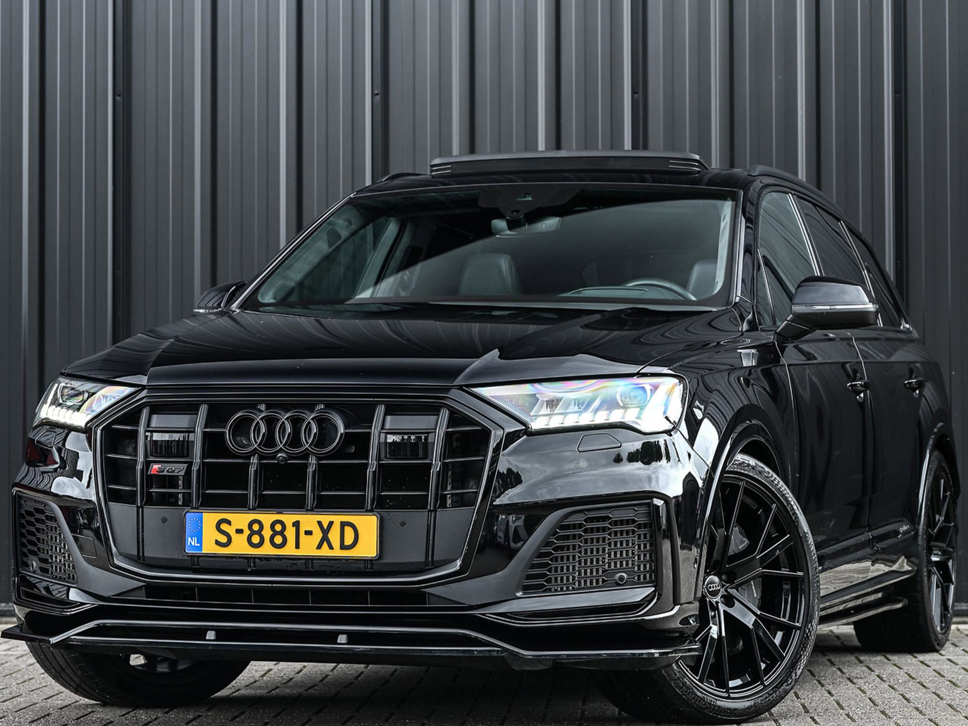 Audi Q7 - 0