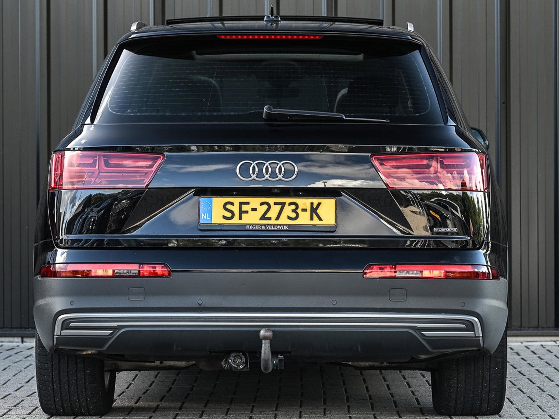 Audi Q7 - 11