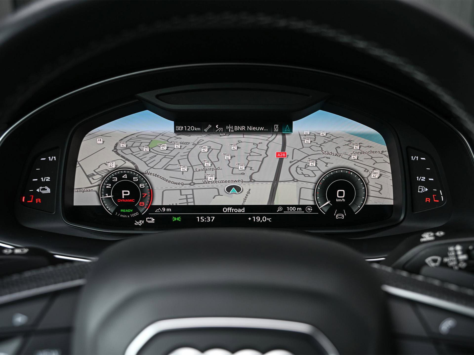 Audi Q8 - 30
