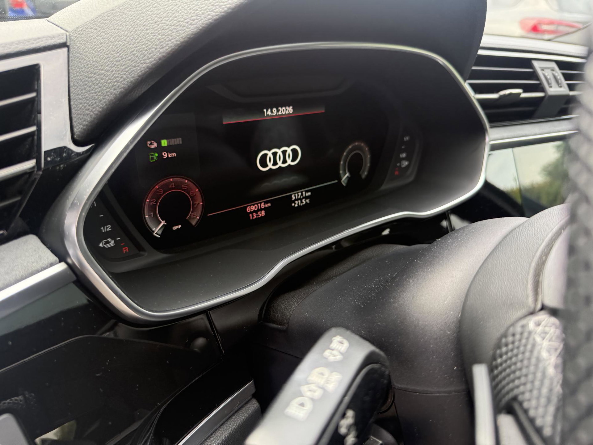 Audi Q3 Sportback - 8