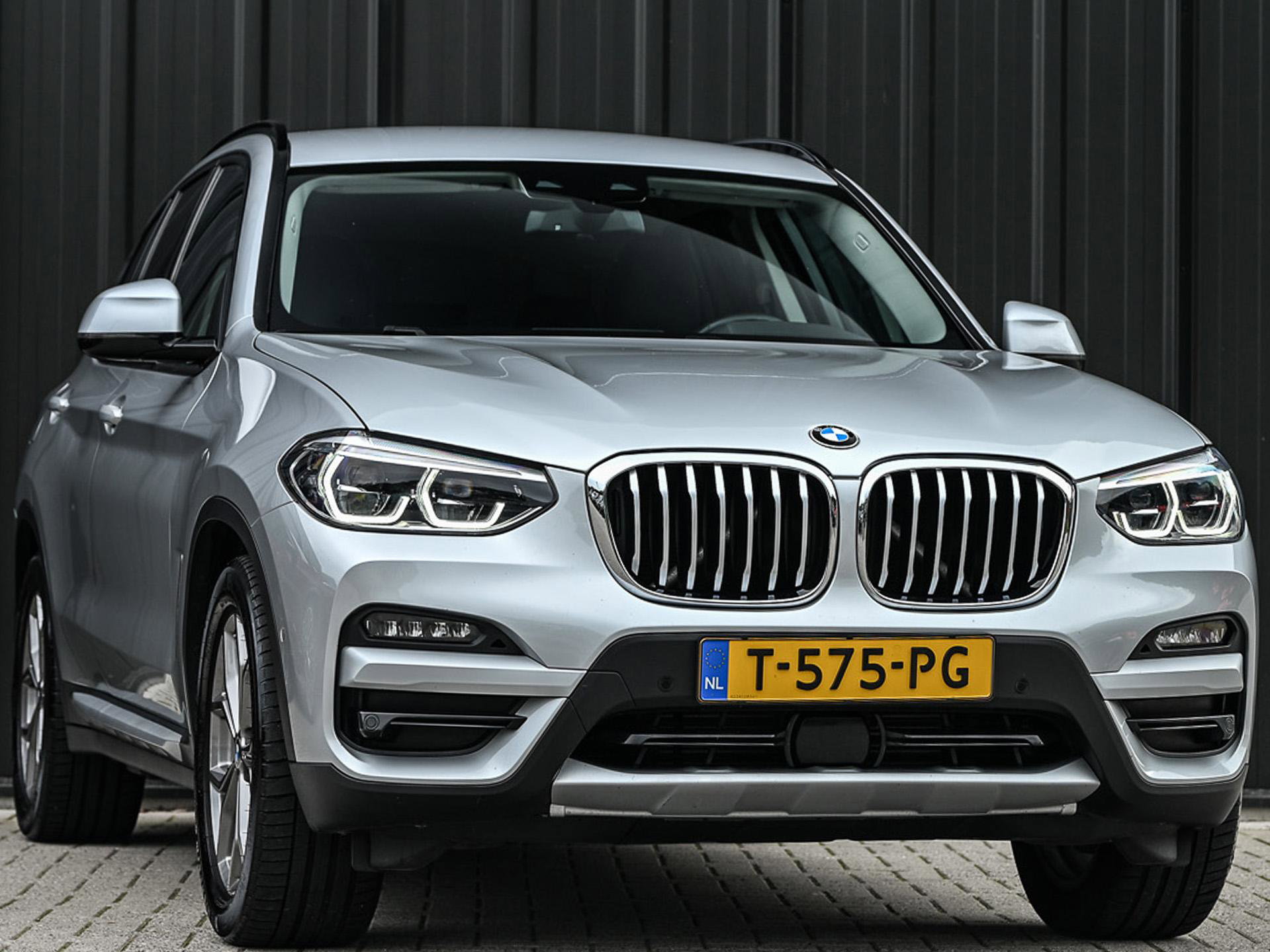 BMW X3 - 32