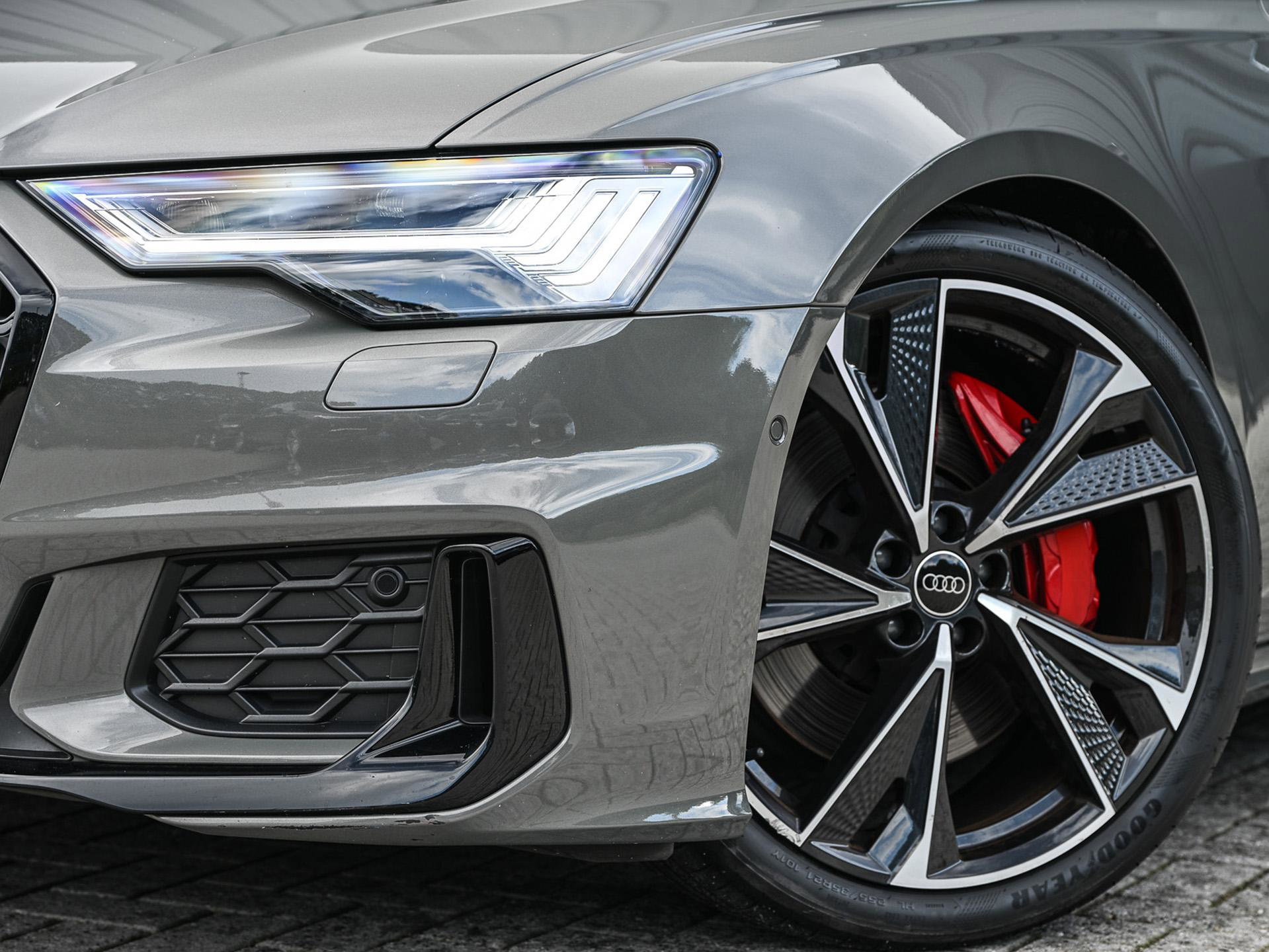 Audi A6 - 6