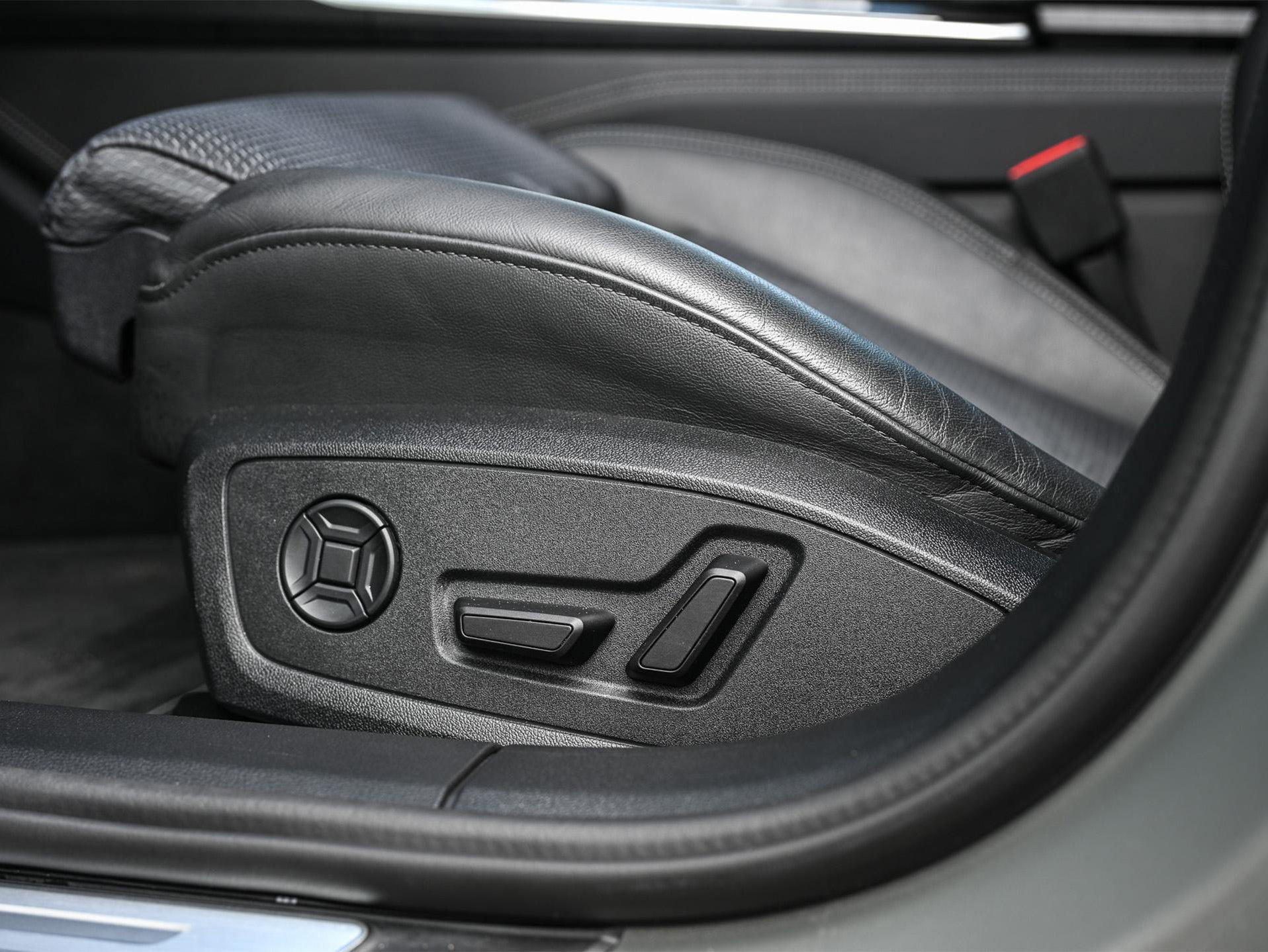 Audi A6 - 8