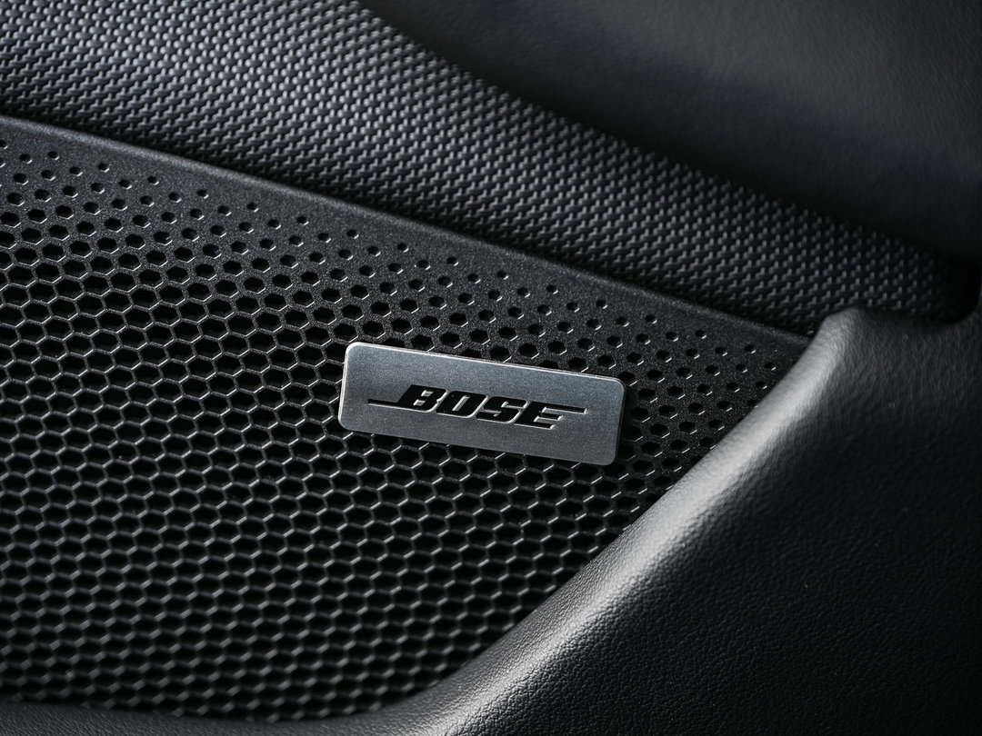 BOSE Surround-Sound-System