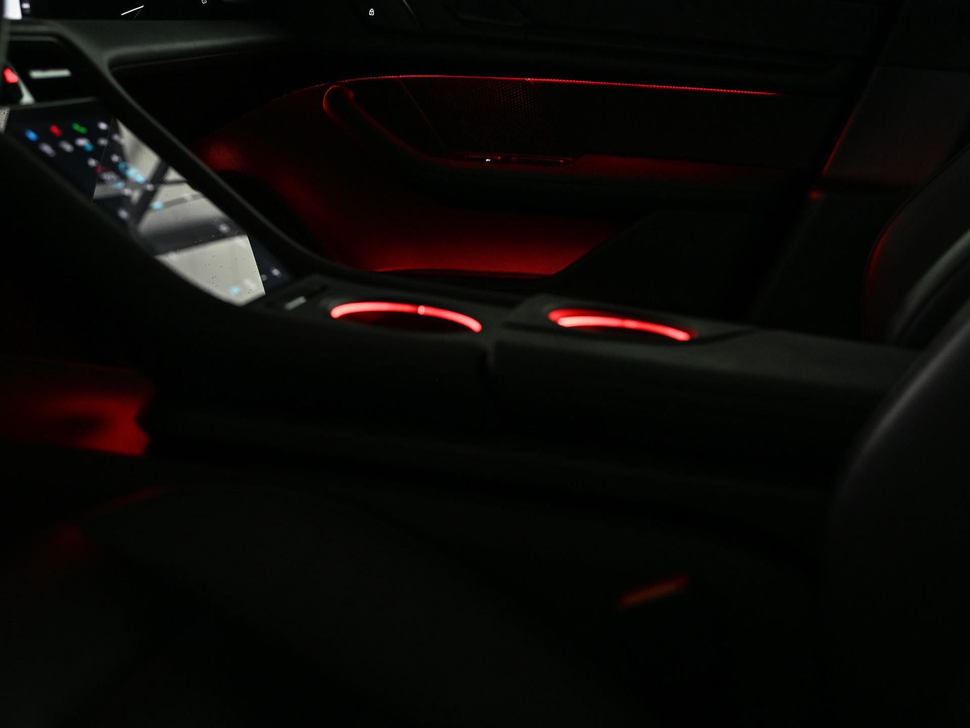 Porsche Taycan - 4