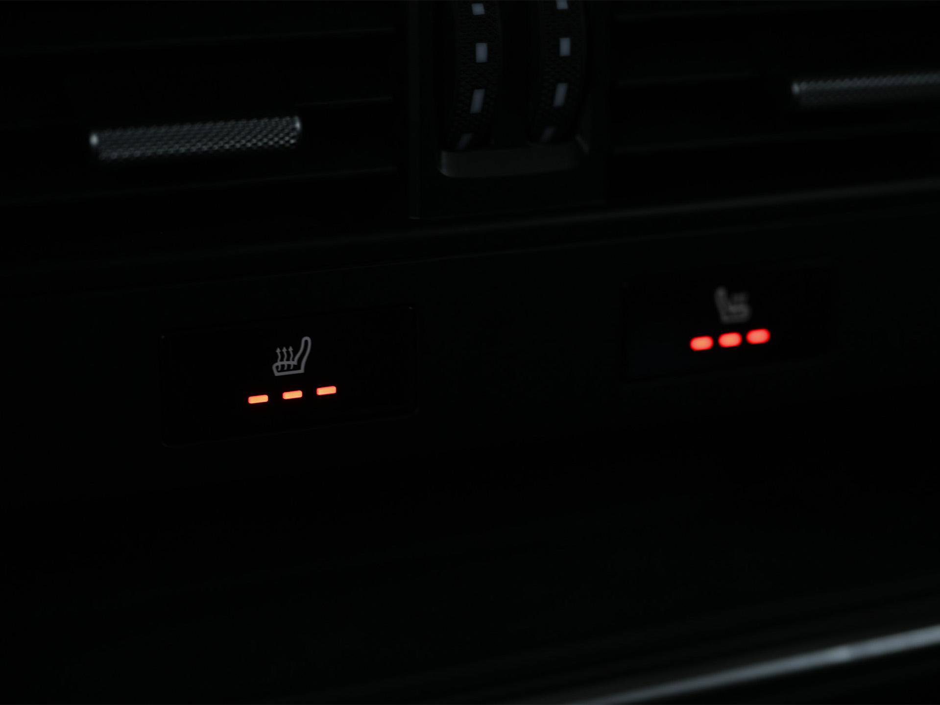 Porsche Cayenne - 27