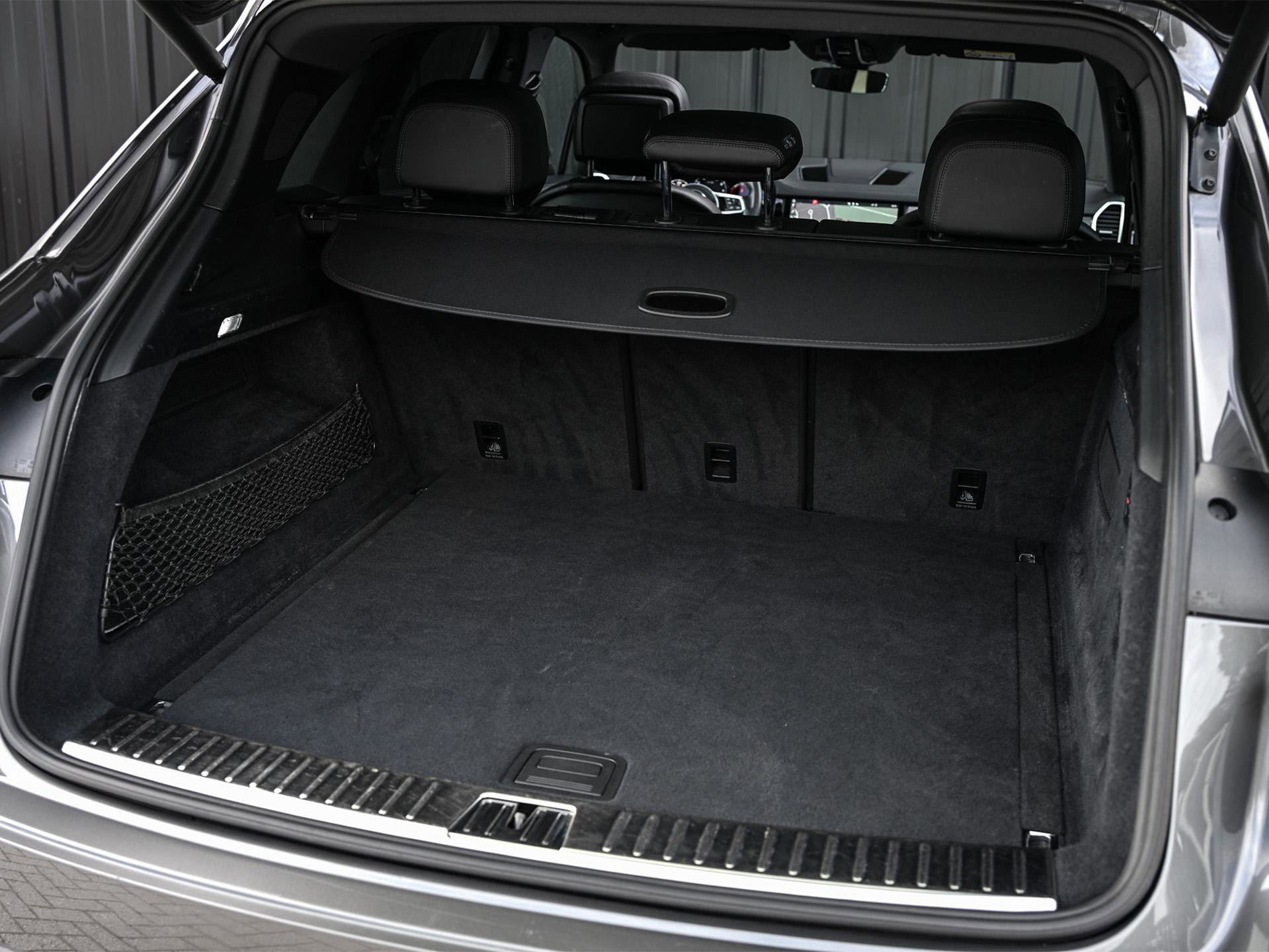 Porsche Cayenne - 29