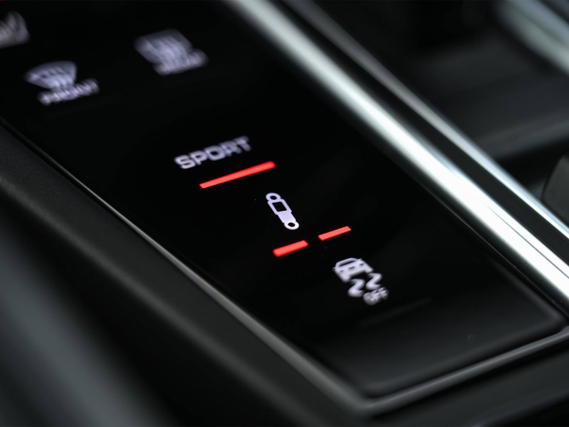 Porsche Cayenne - 5