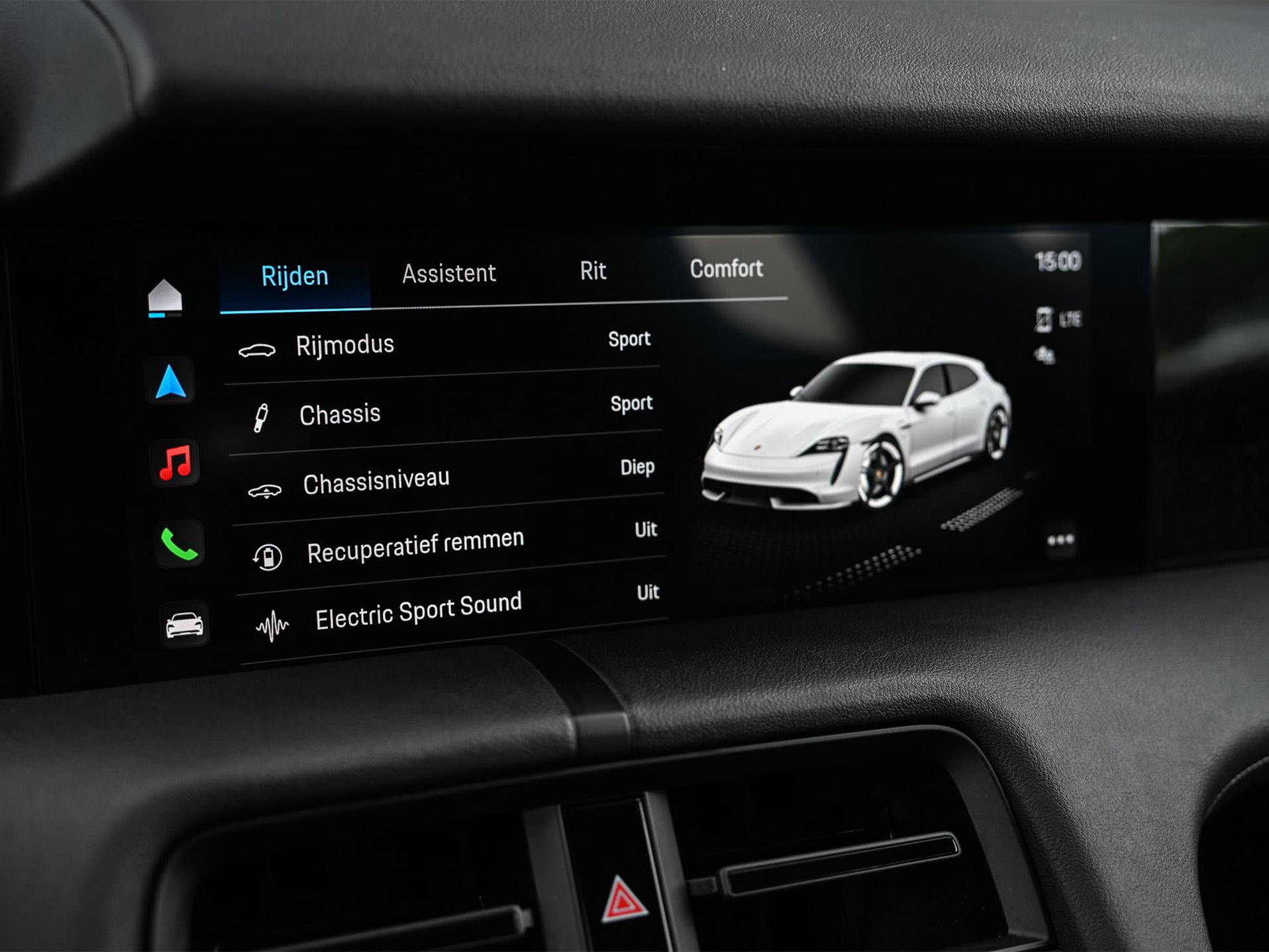 Porsche Taycan Sport Turismo - 12