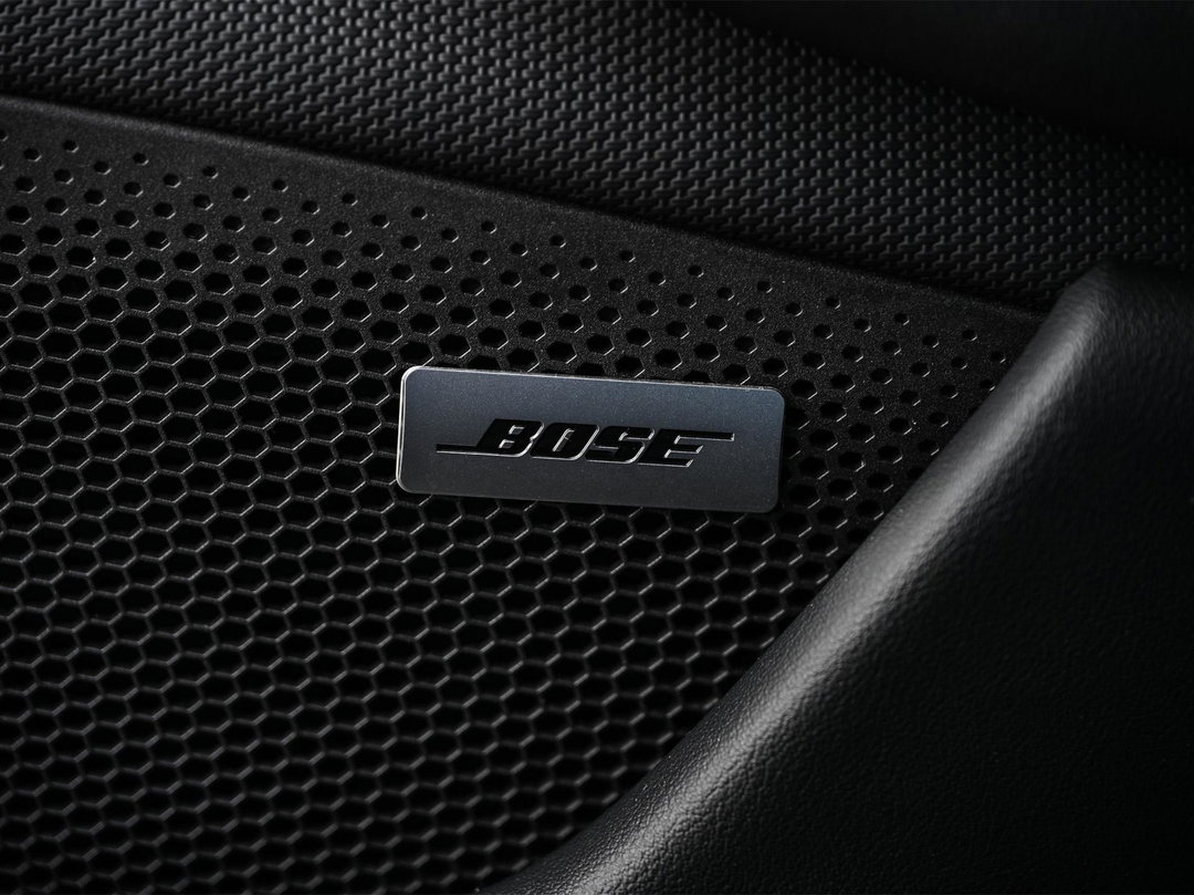 BOSE Surround-Sound-System