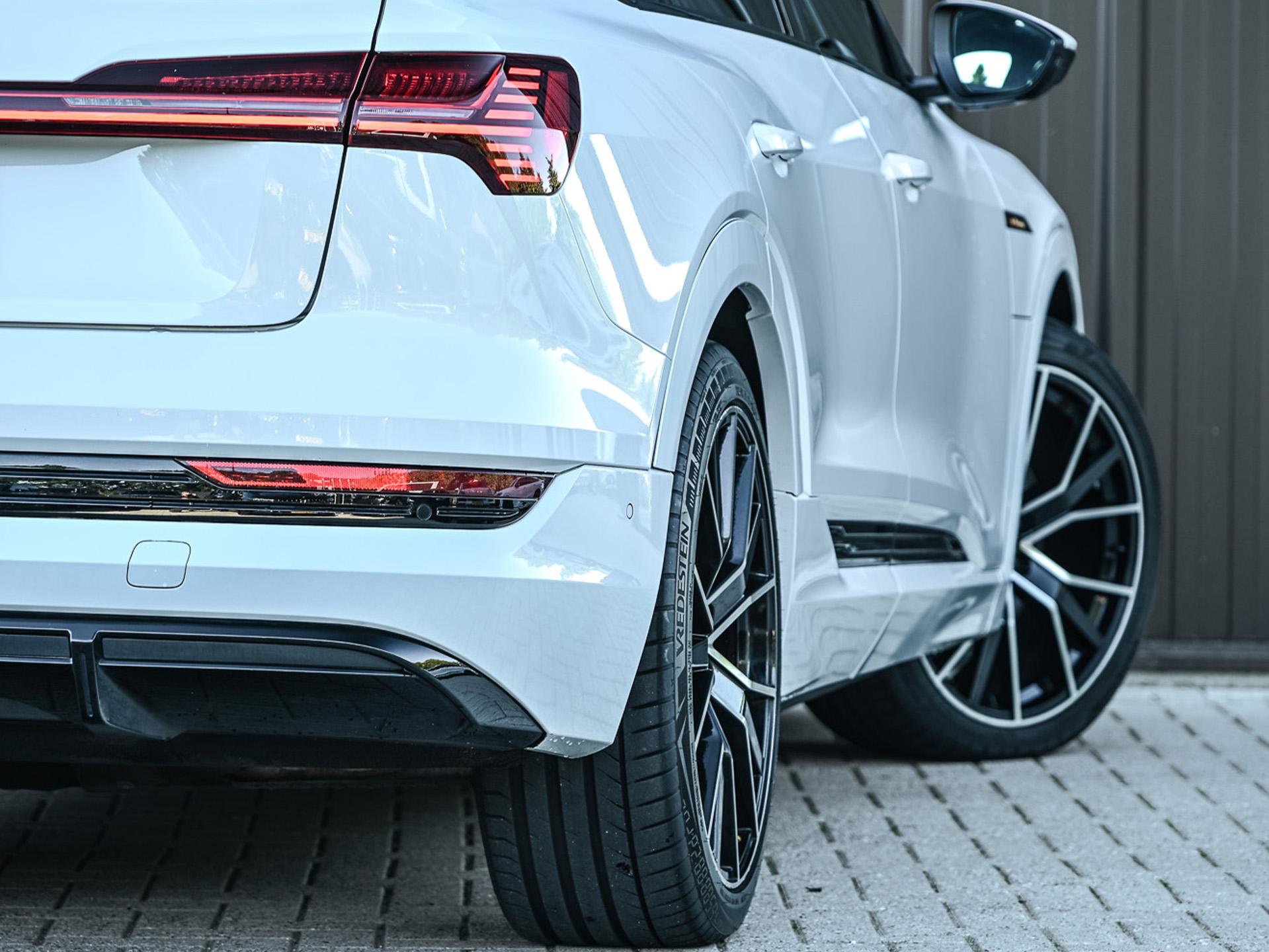 Audi e-tron Sportback - 24
