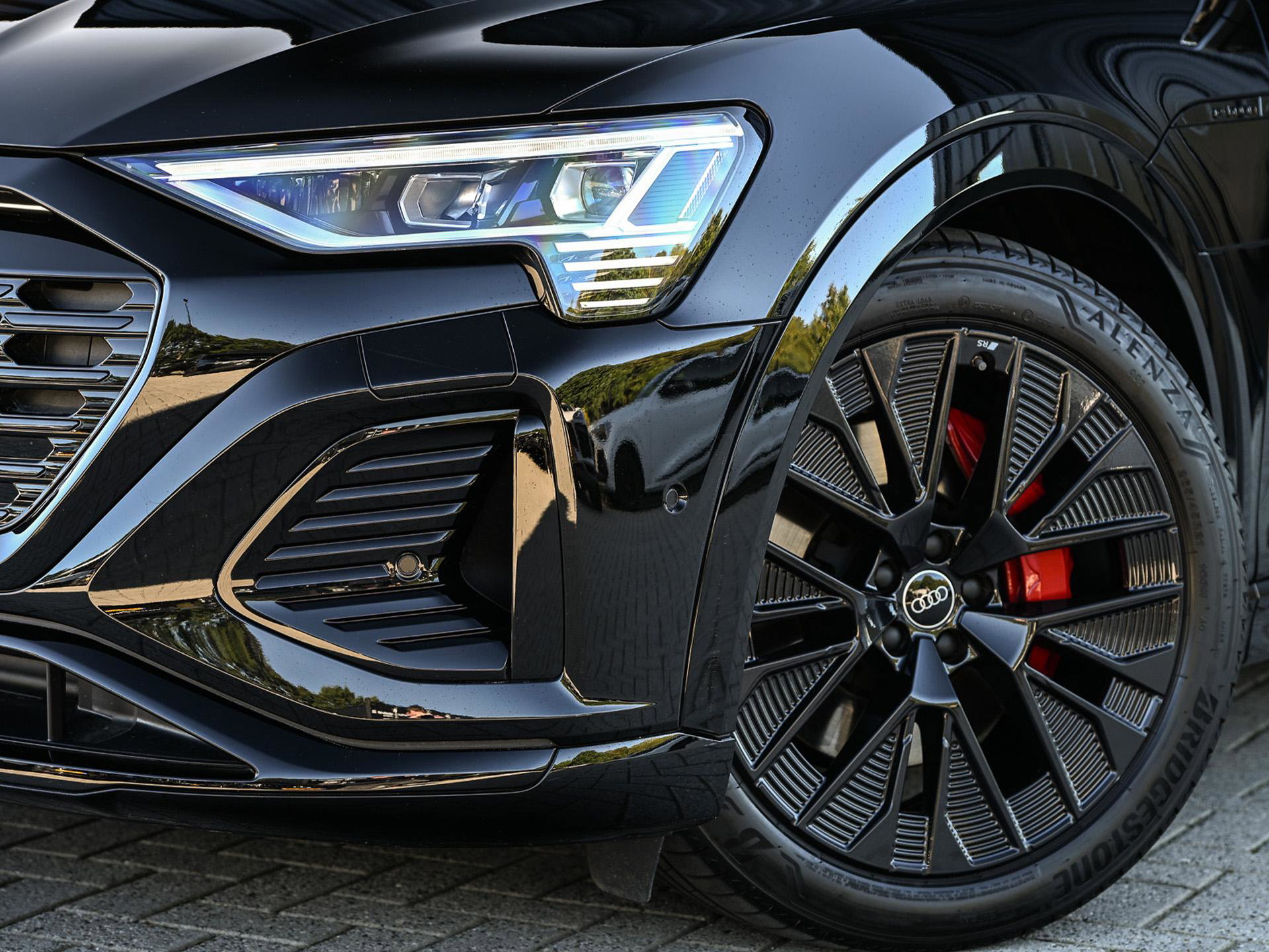 Audi Q8 e-tron Sportback - 6