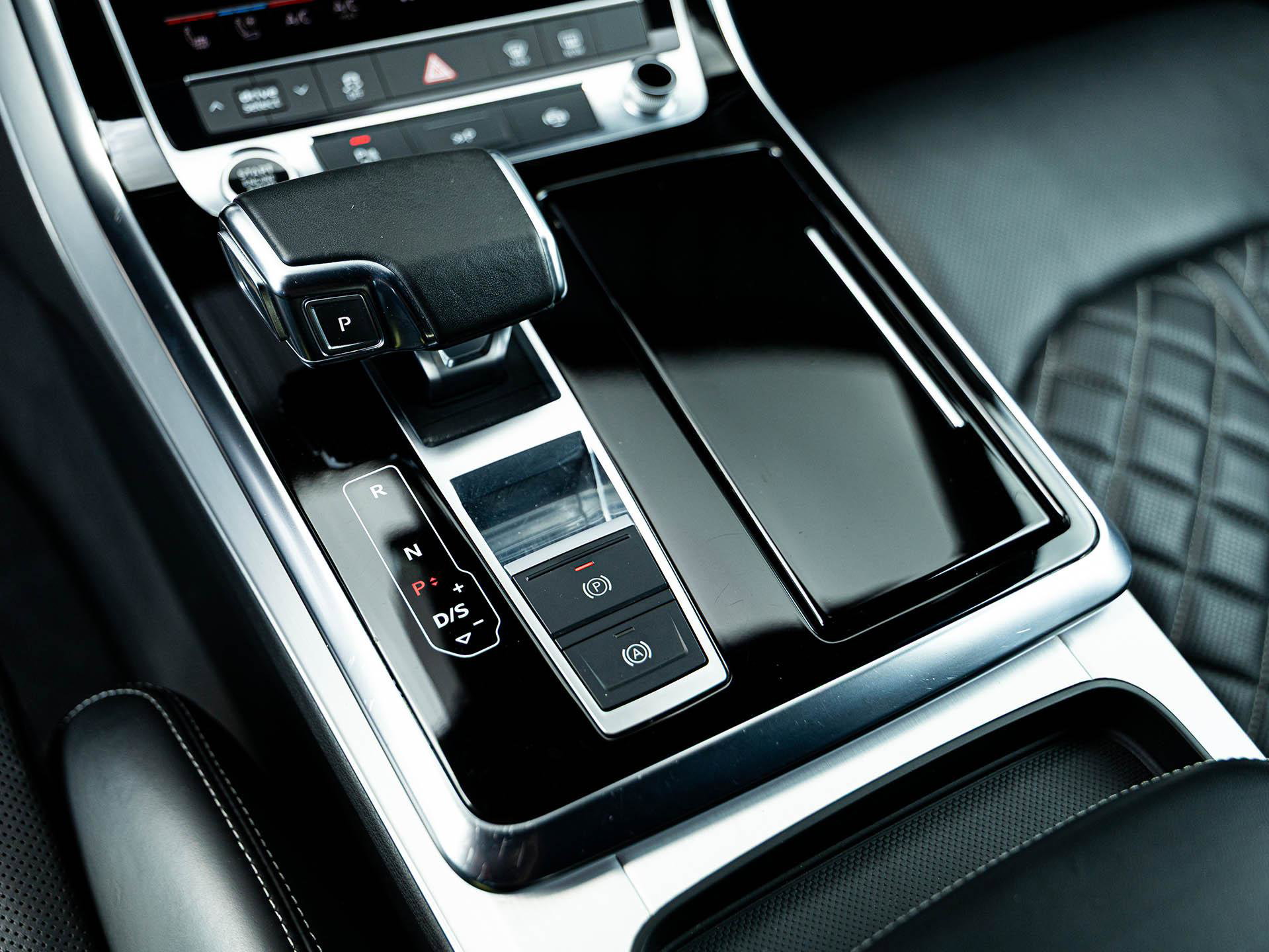 Audi Q8 - 15