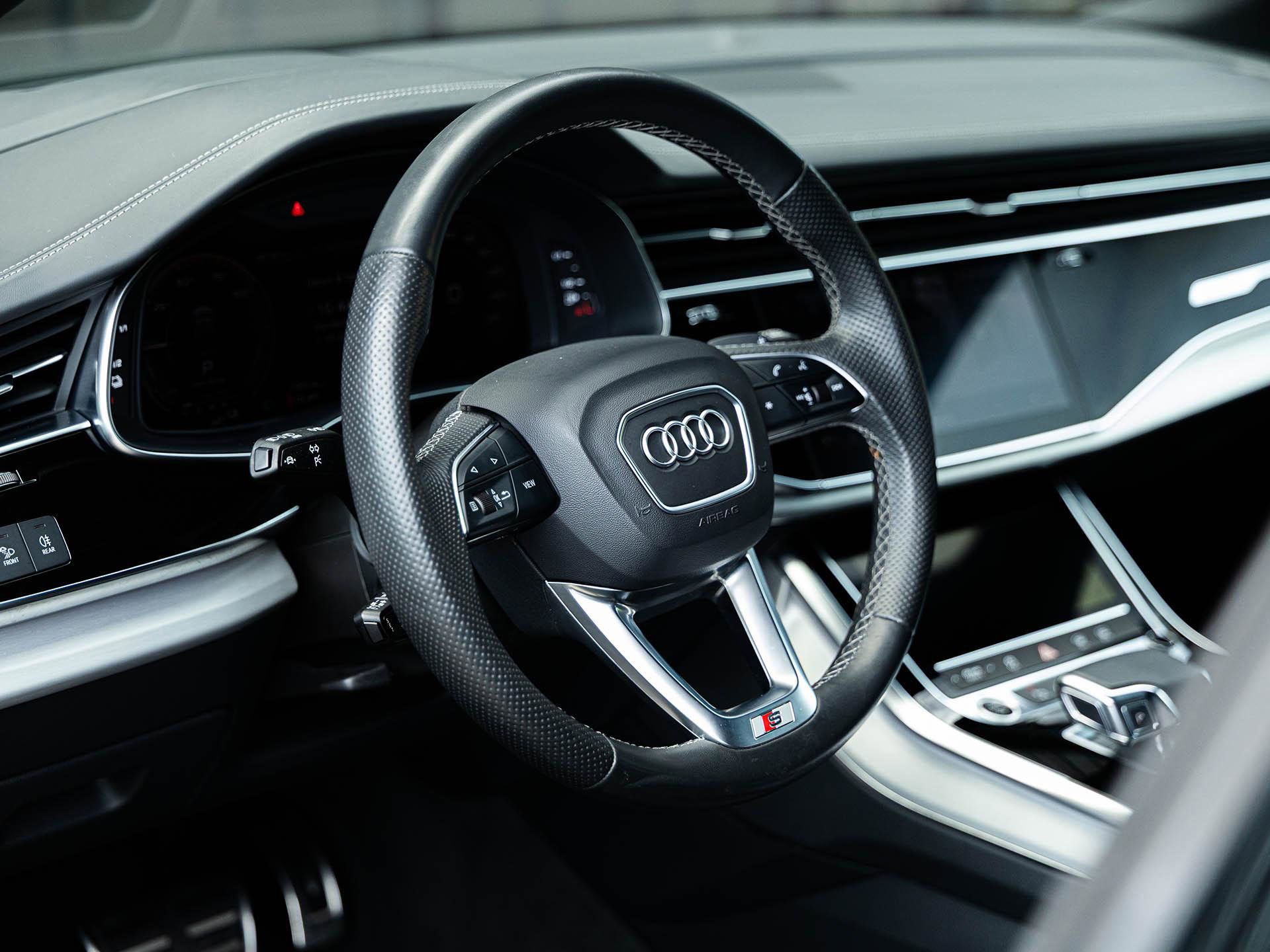 Audi Q8 - 16