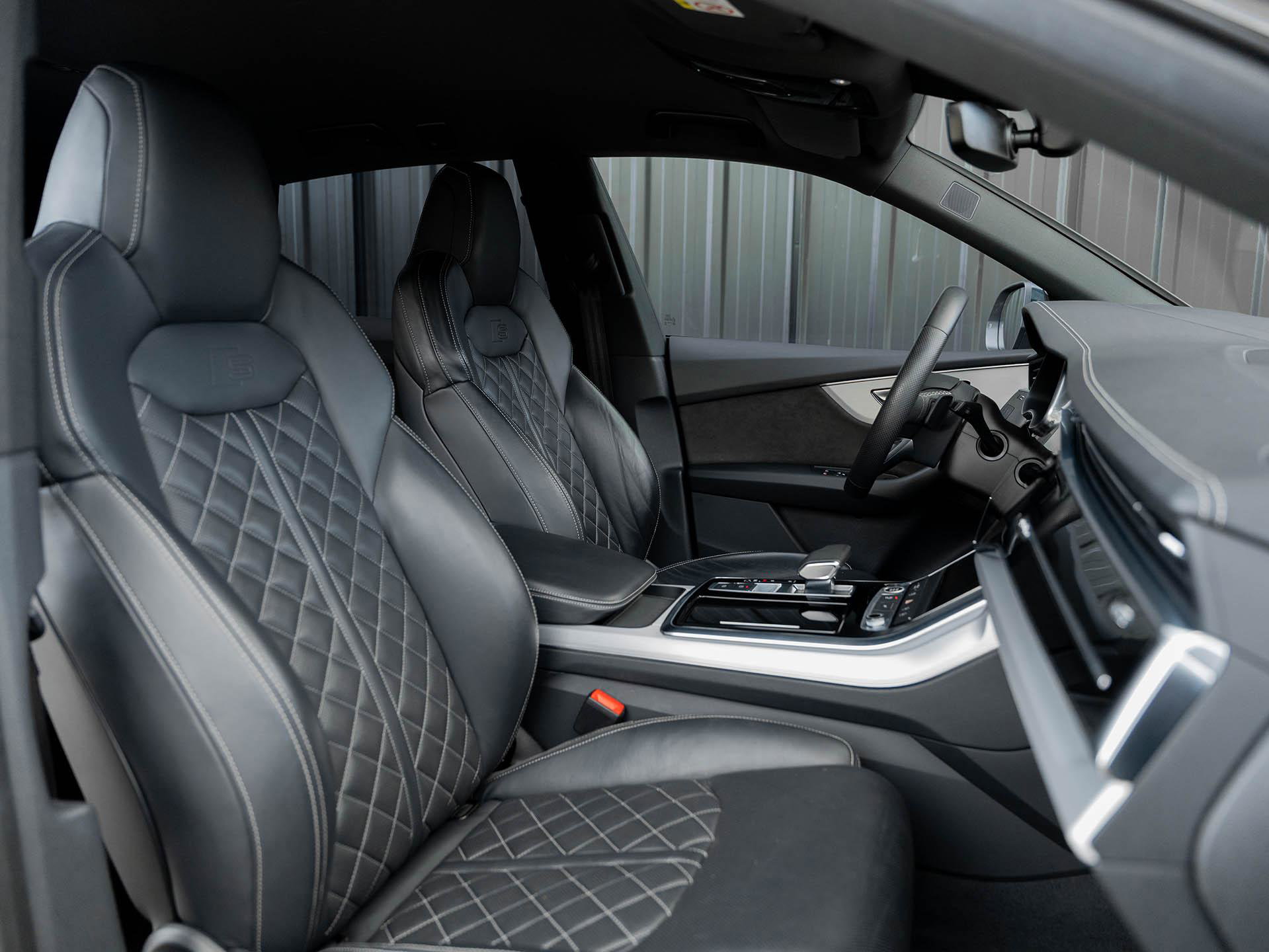 Audi Q8 - 1