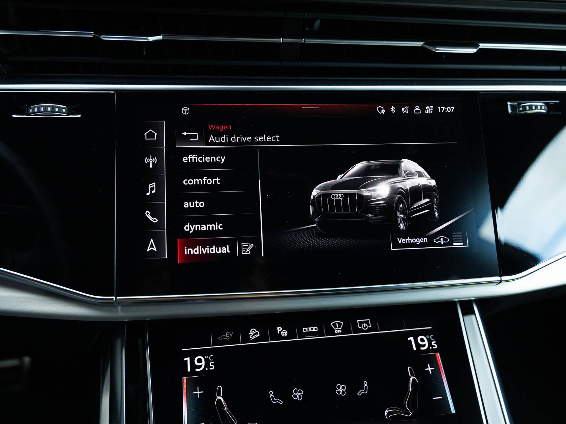 Audi Q8 - 33