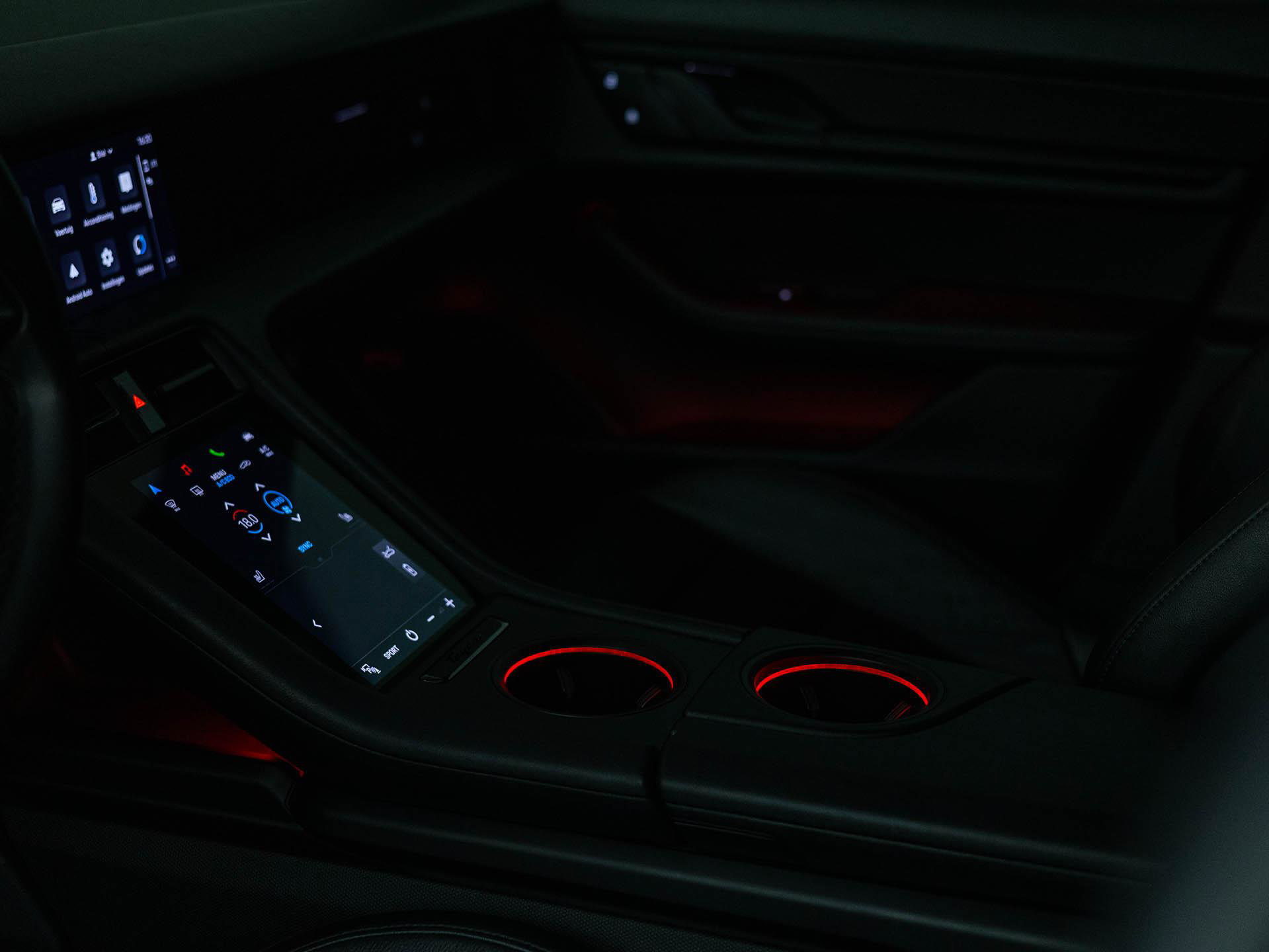 Porsche Taycan Cross Turismo - 47