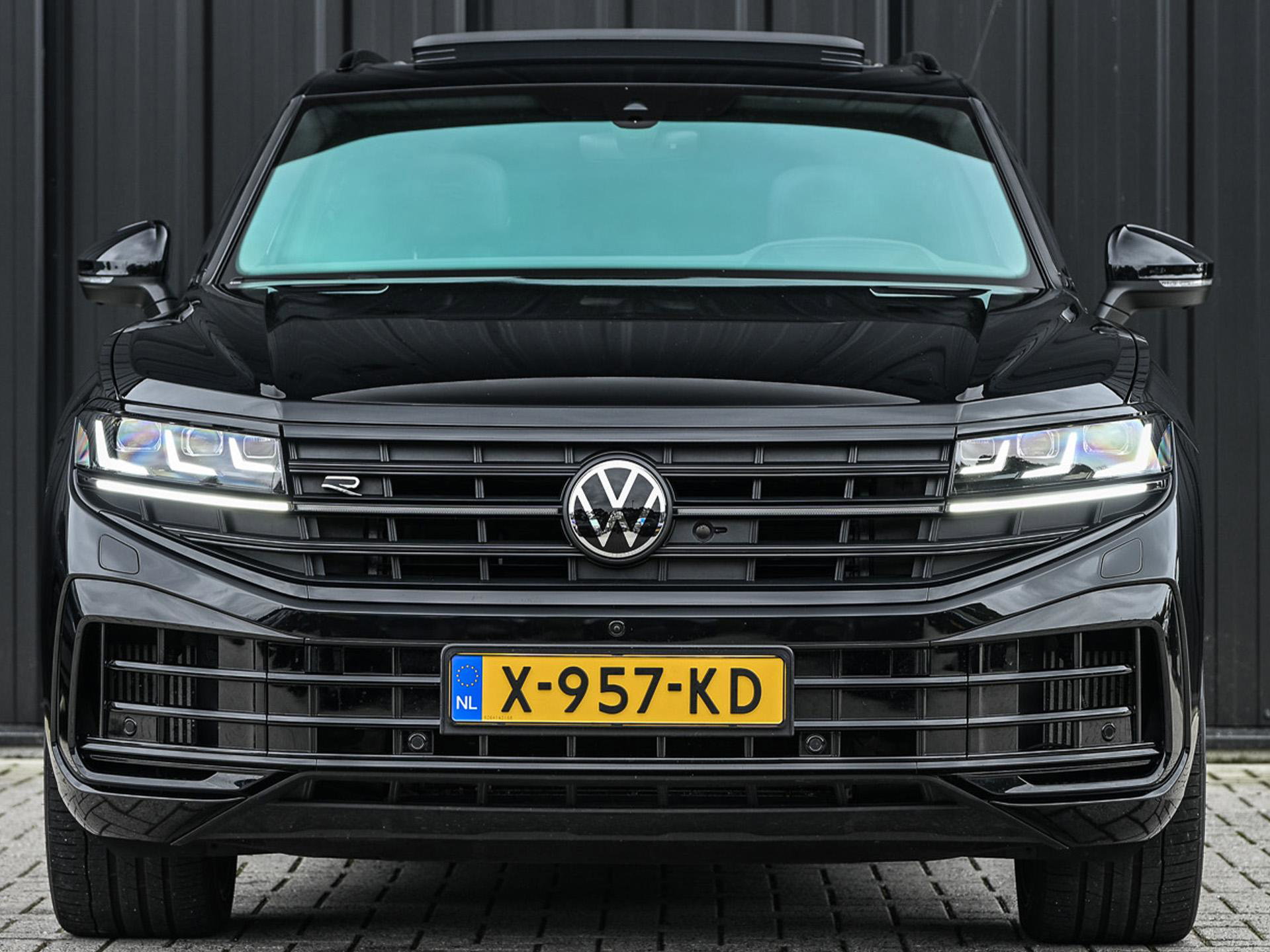 Volkswagen Touareg - 21