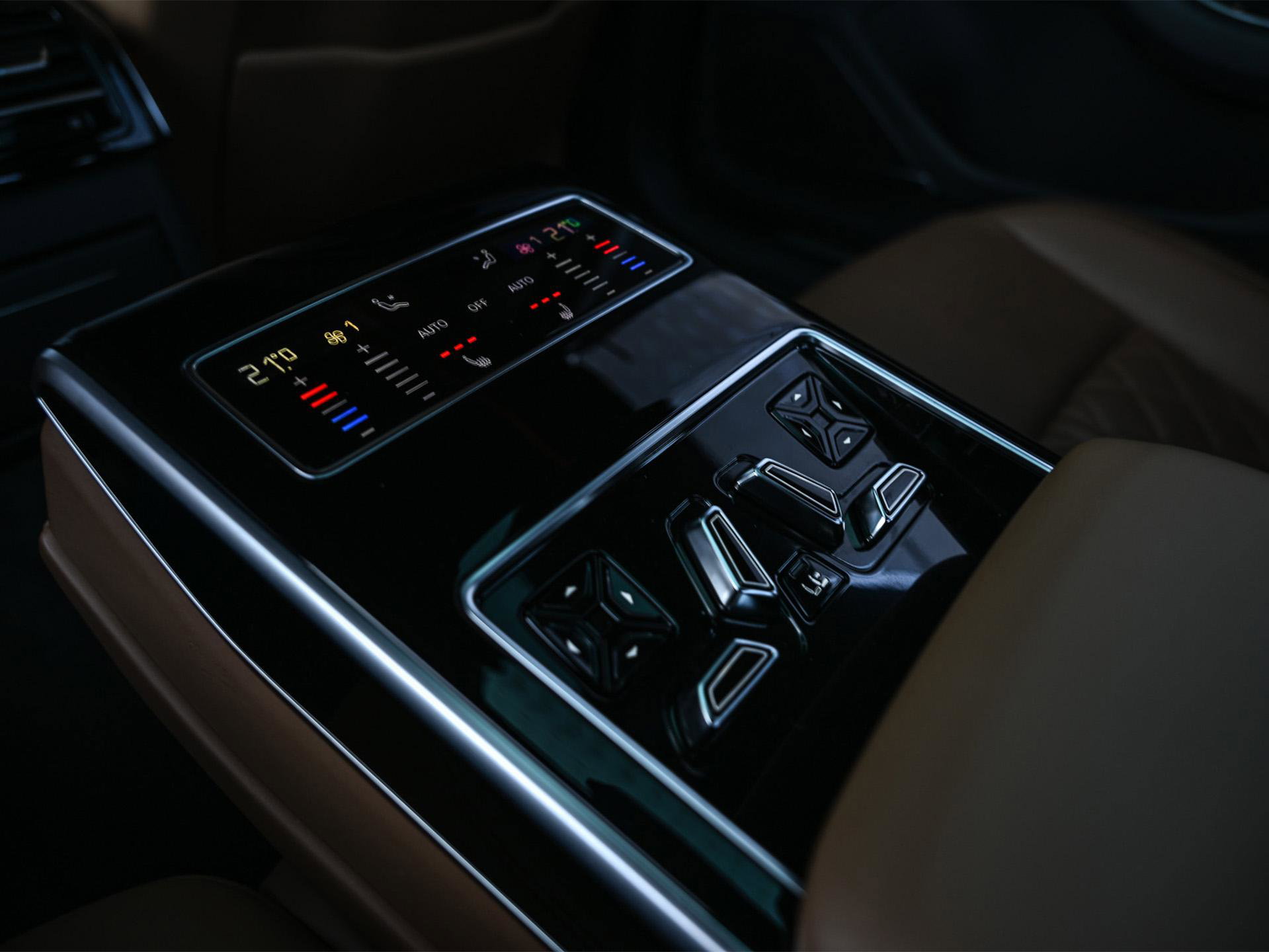 Audi A8 - 36