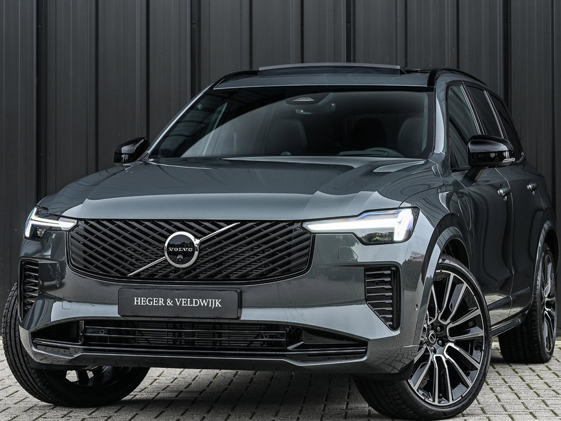Volvo XC90 - 0