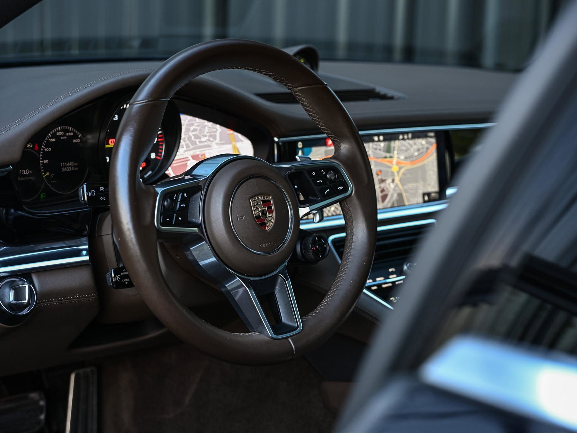 Porsche Panamera - 22