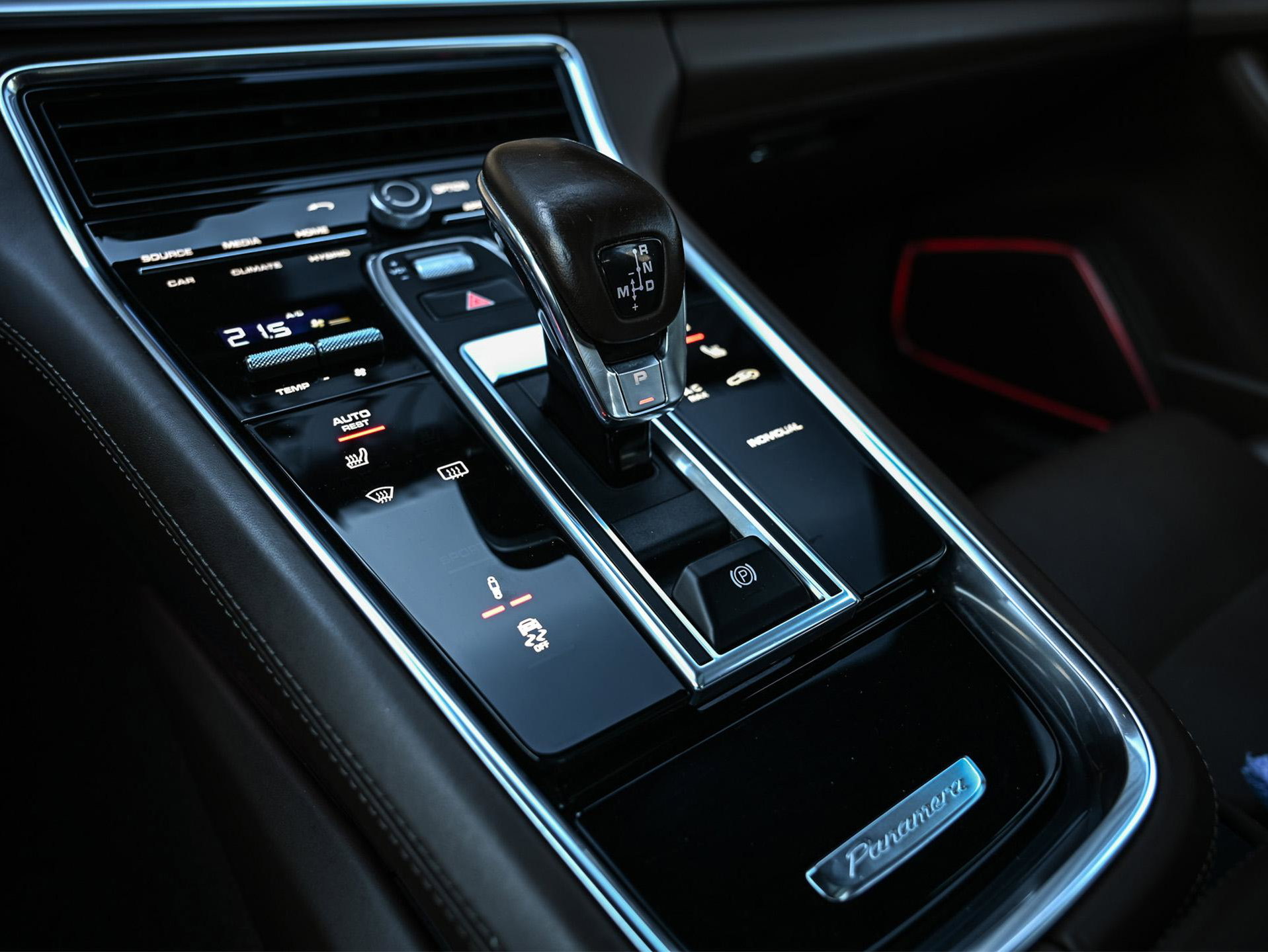 Porsche Panamera - 29