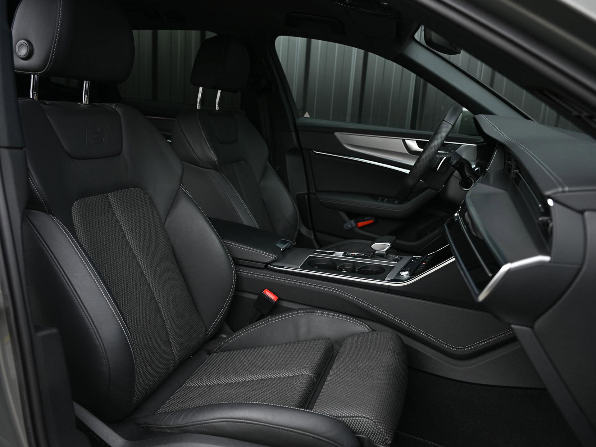 Audi A6 - 8