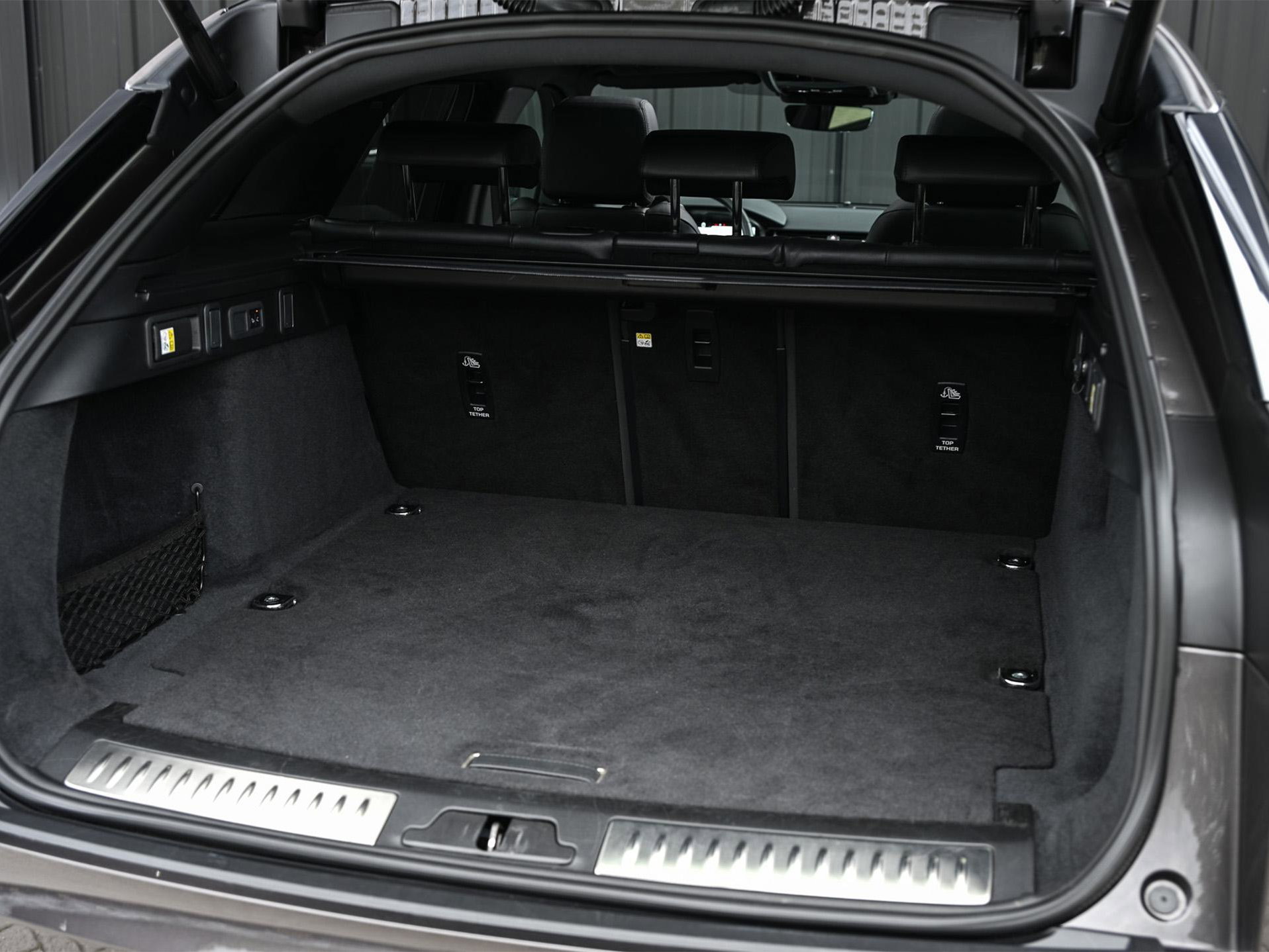 Land Rover Range Rover Velar - 32