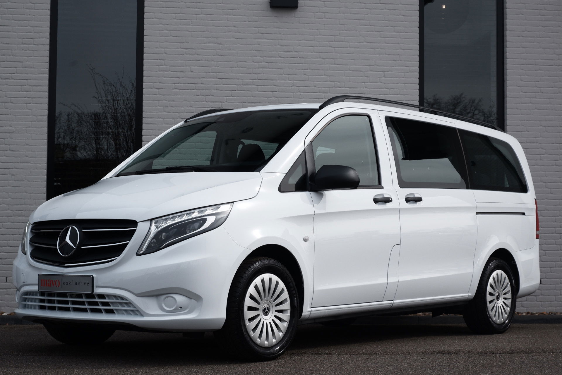 Auto afbeelding: 2