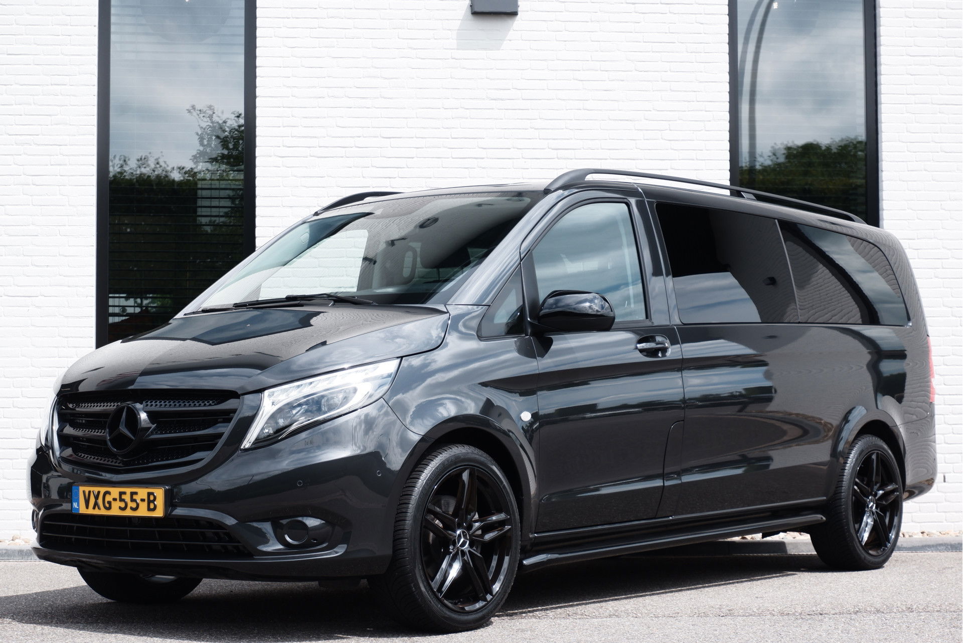 Auto afbeelding: 2