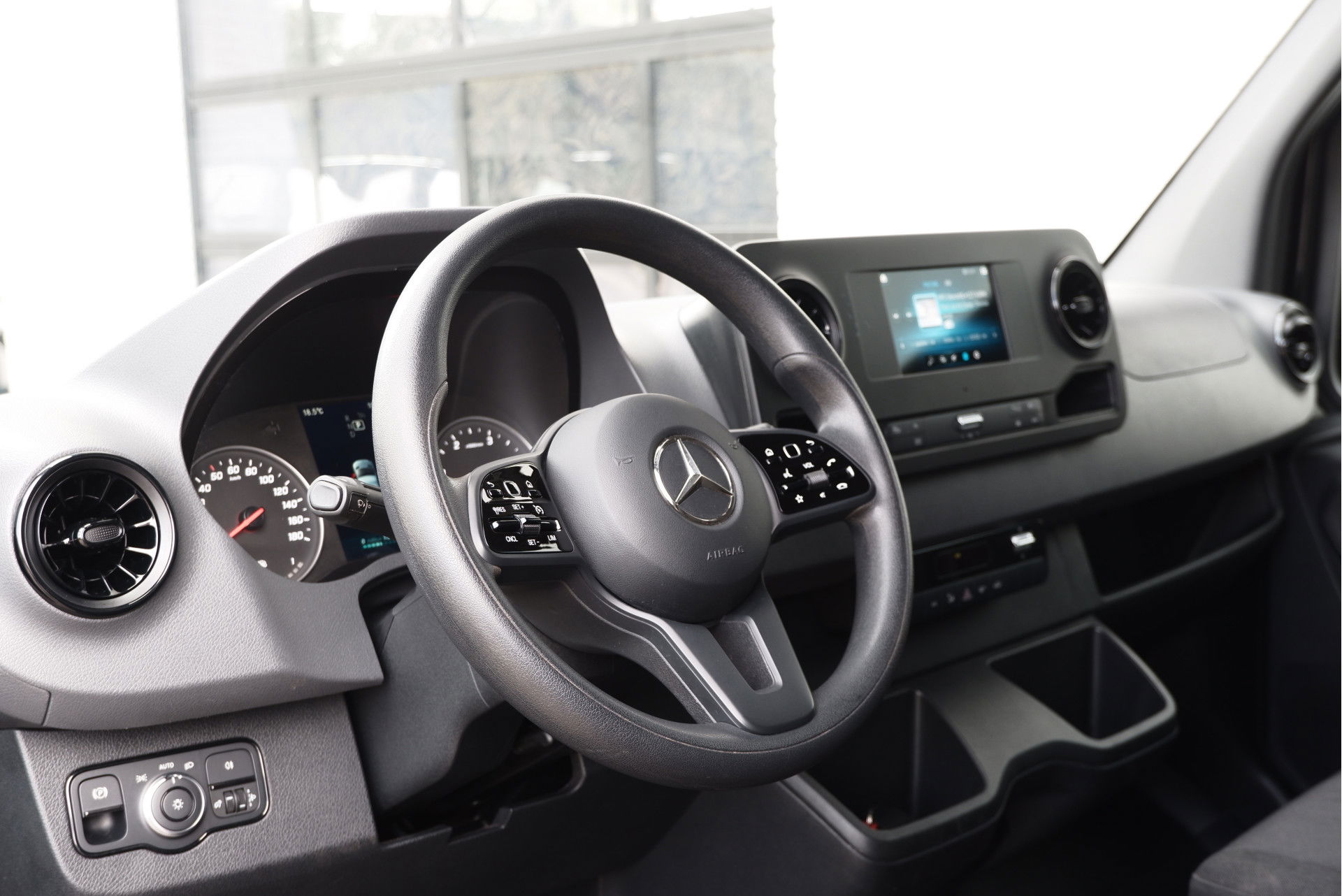 Auto afbeelding: 4