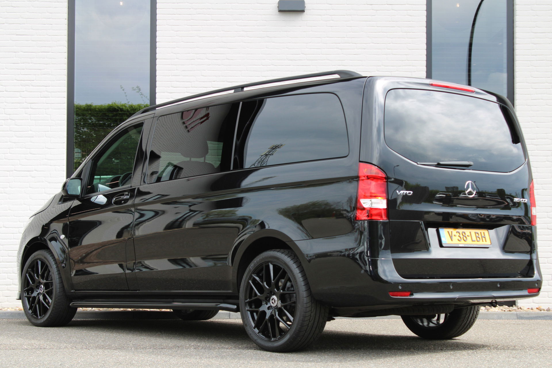 Auto afbeelding: 10