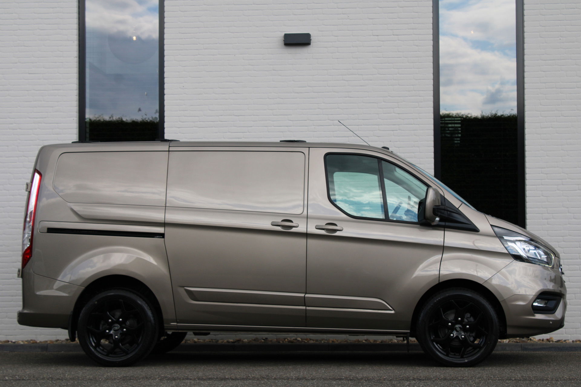 Auto afbeelding: 4