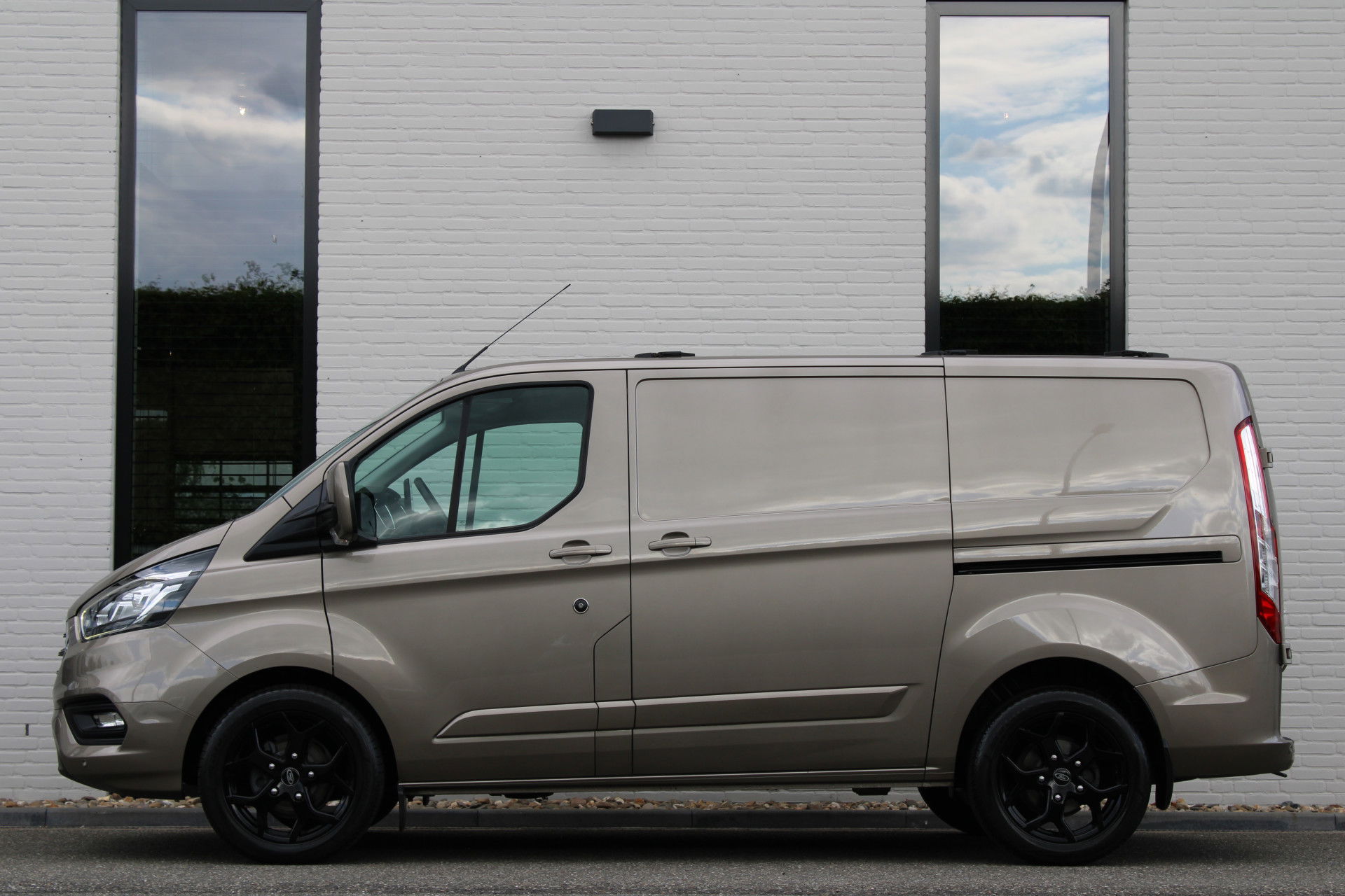 Auto afbeelding: 5