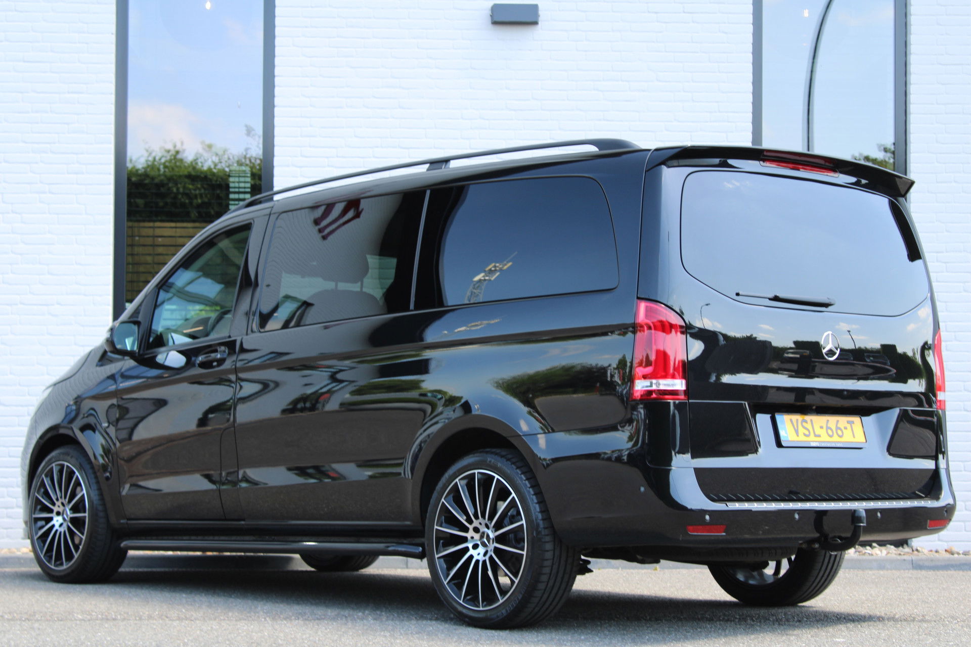 Auto afbeelding: 10